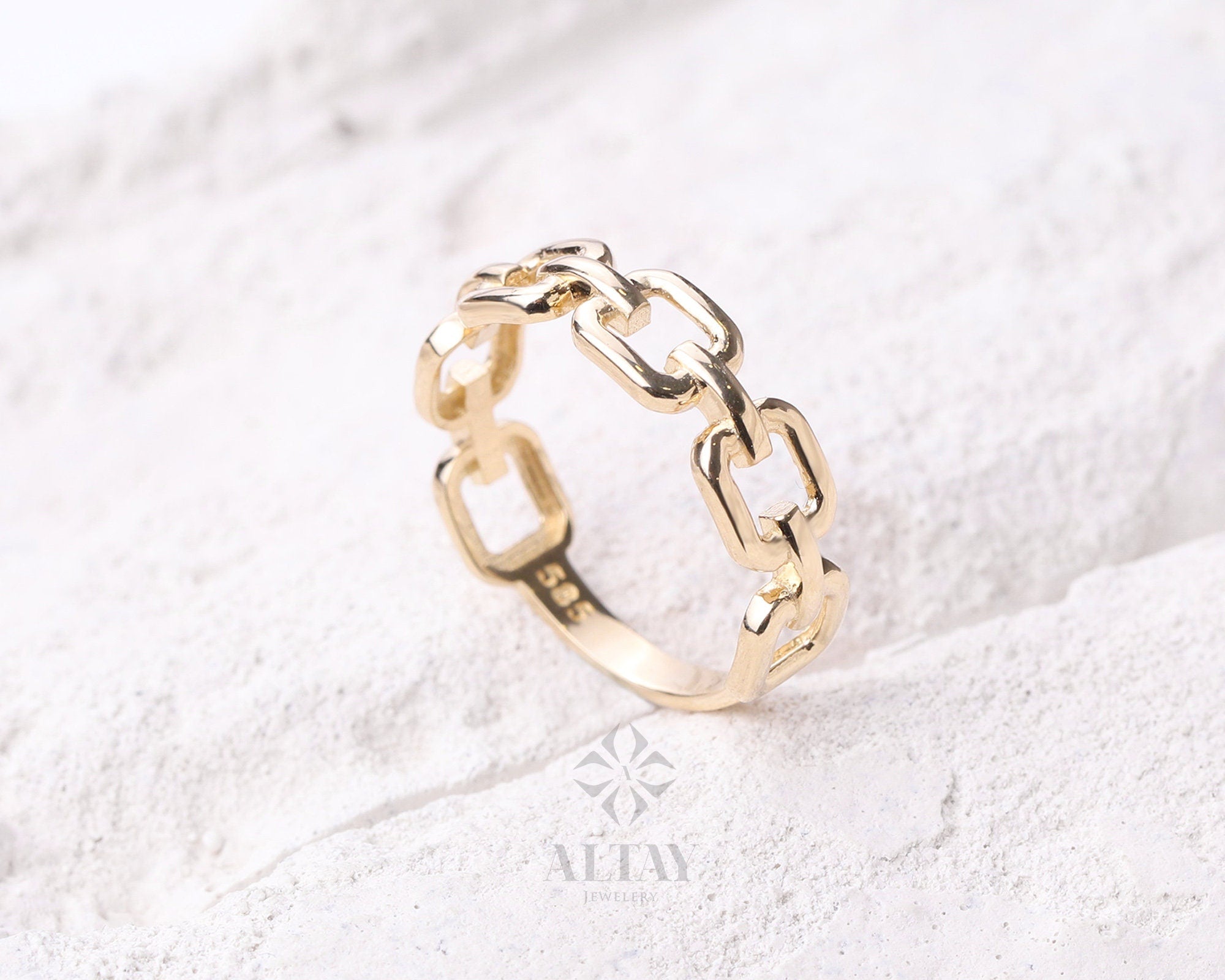 14K Gold Chain Ring, Chain Link Ring, Thick Chain Curb Ring, Bold Chain Ring, Solid Gold Stacking Ring, Layering Minimalist Chain Link