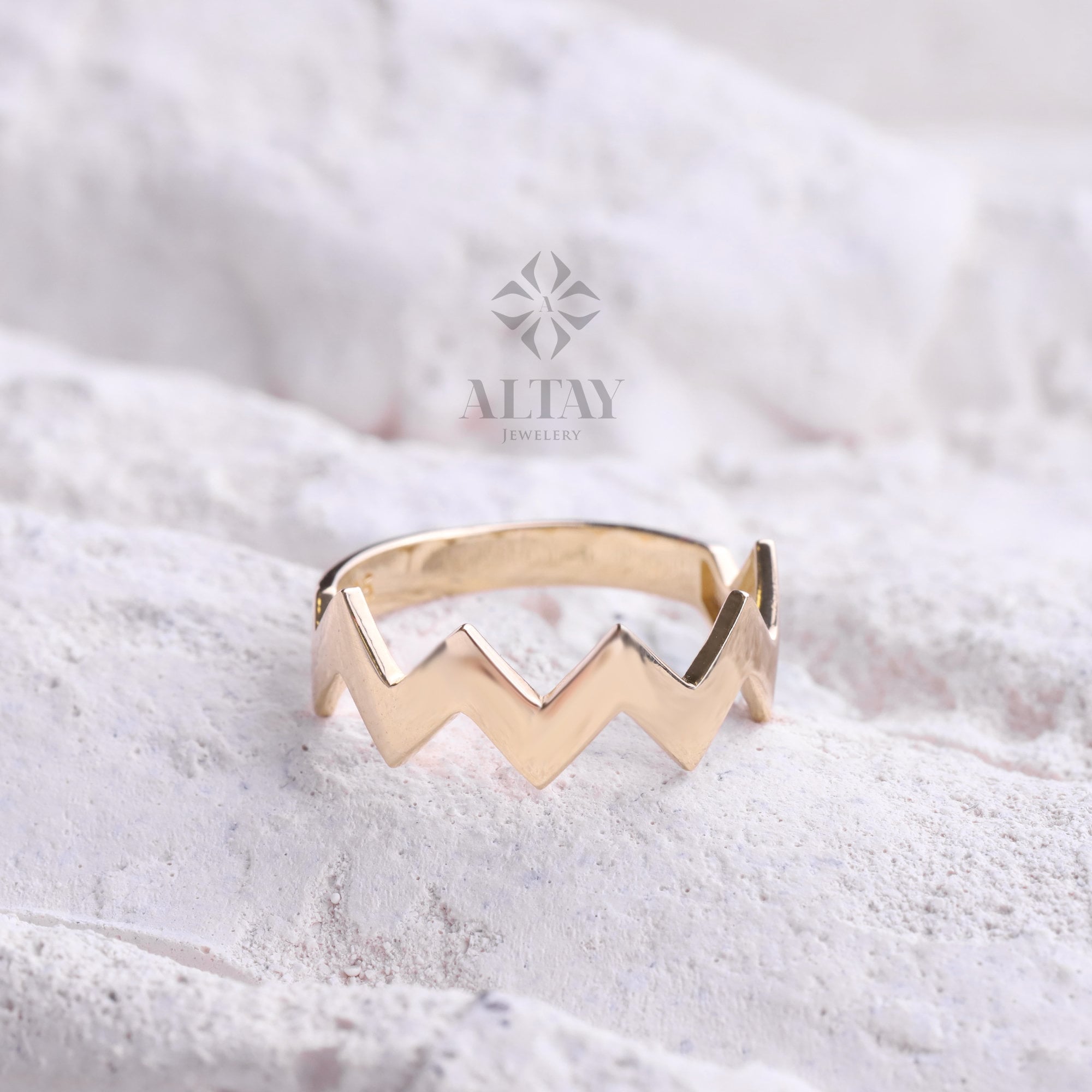 14K Gold Wave Ring, Tiny Zigzag Ring, Statement Gold Ring, Statement Marriage Ring, Curved Stacking Gold Ring, Minimal Unique Ring