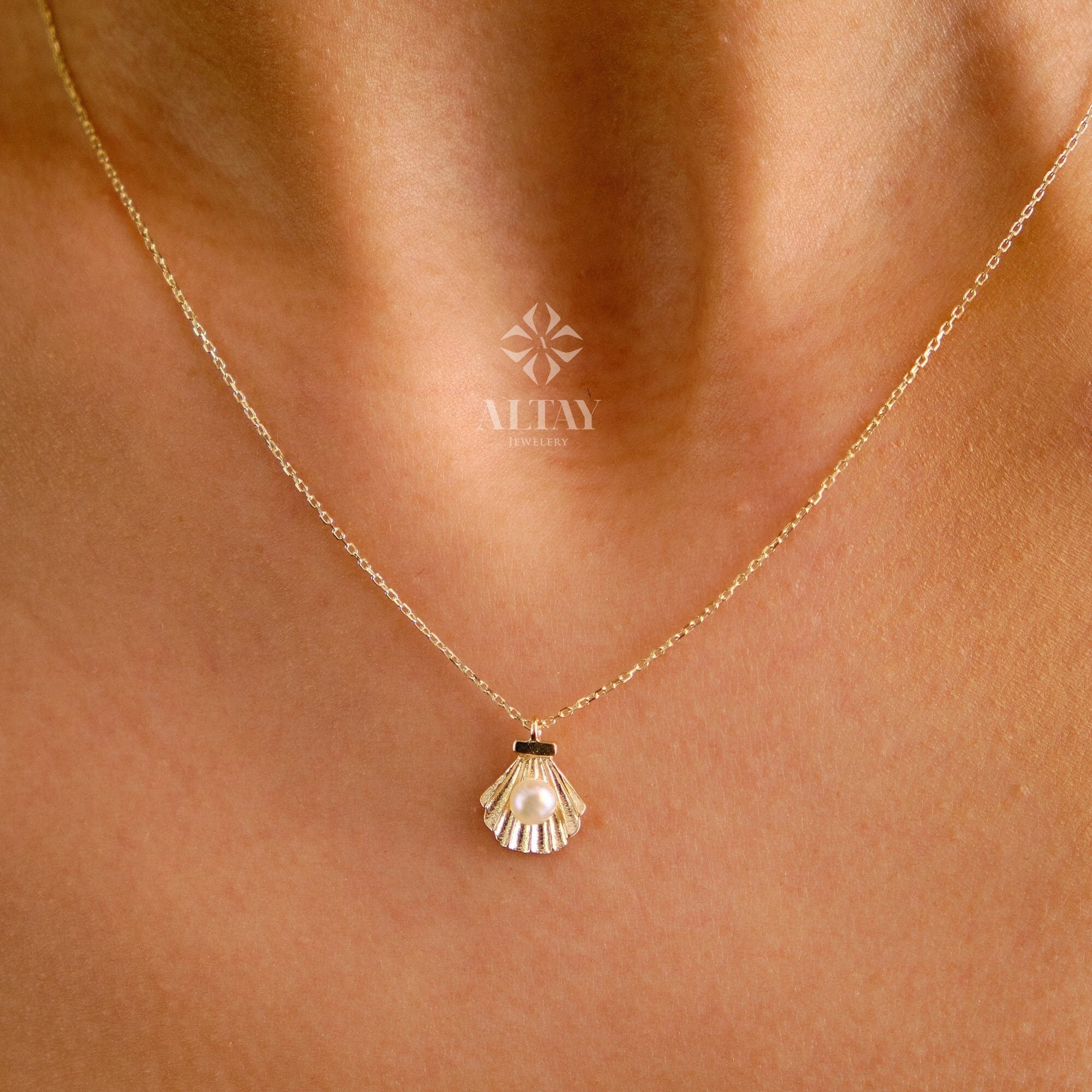 14K Gold Seashell Pearl Necklace, Gold Shell Pendant, Dainty Gold Bridesmaid, Gift For Her, Charm Necklace, Minimal Fashion Summer