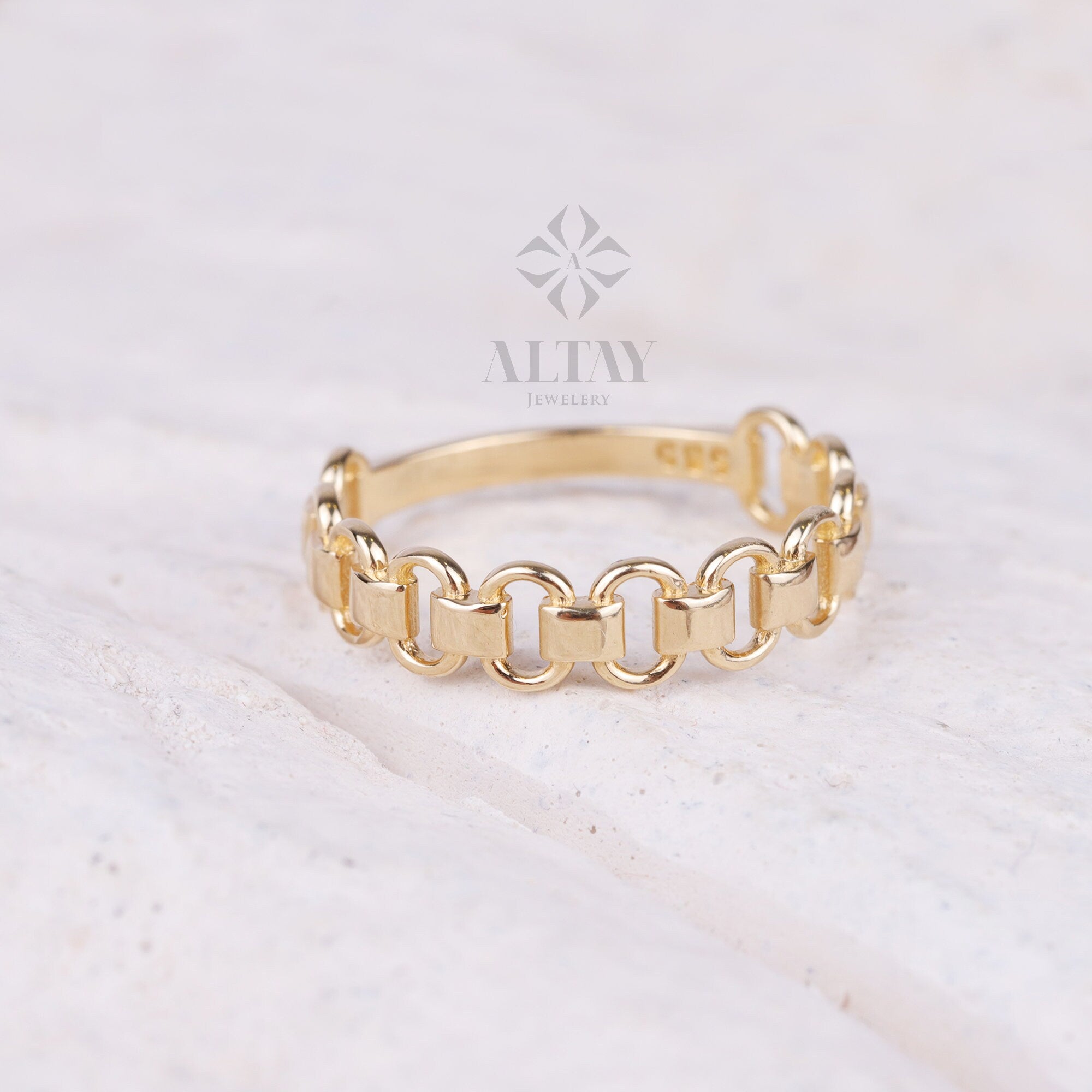 14K Gold Chain Ring, Chain Link Curb Ring, Belt Chain Curb Ring, Bold Chain Ring, Solid Gold Stacking Ring, Layering Minimalist Chain Link