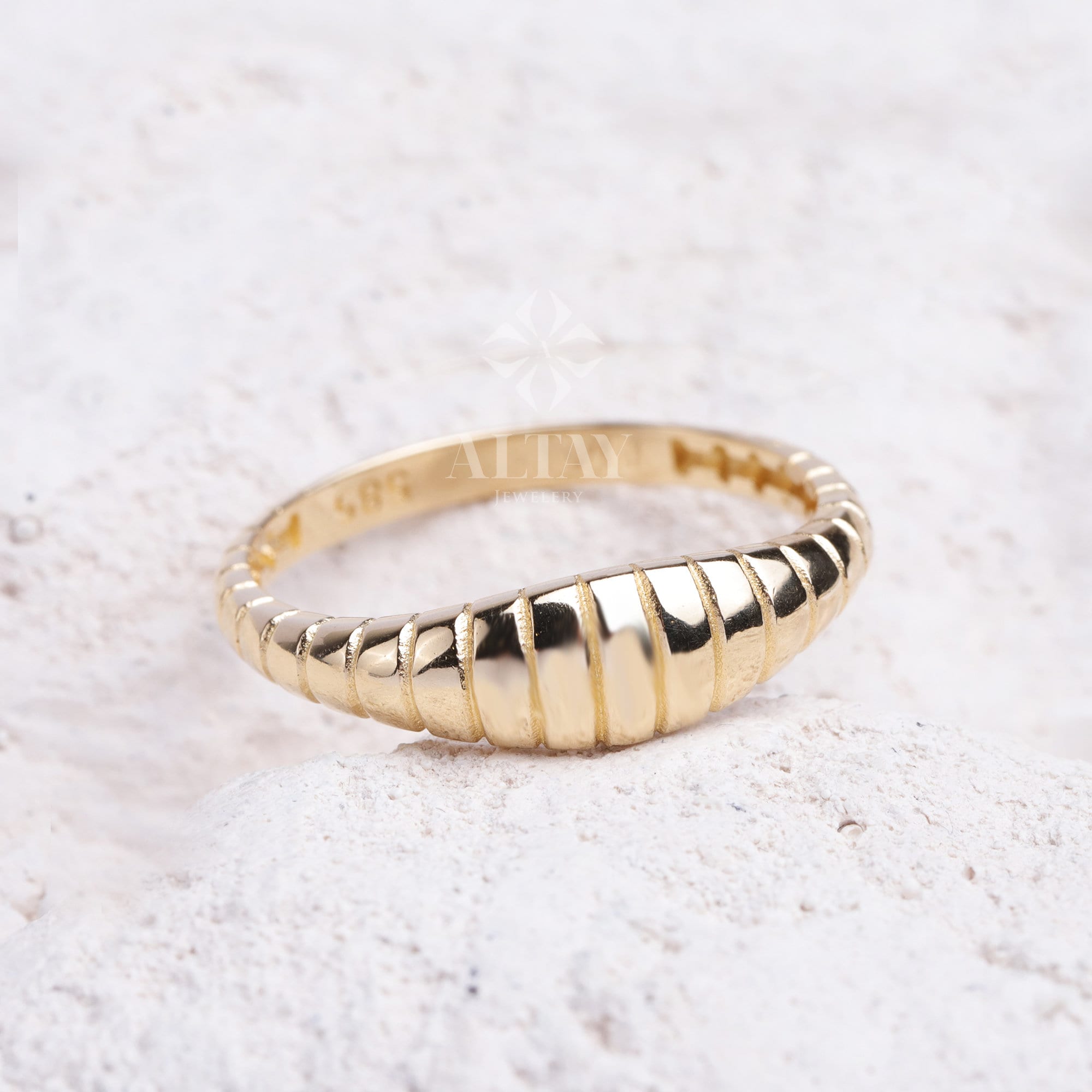 14K Gold Croissant Ring, Tiny Dome Ring, Ribbed Statement Ring, Minimalist Pinky Ring, Gold Bubble Ring, Delicate Chunky Signet Ring