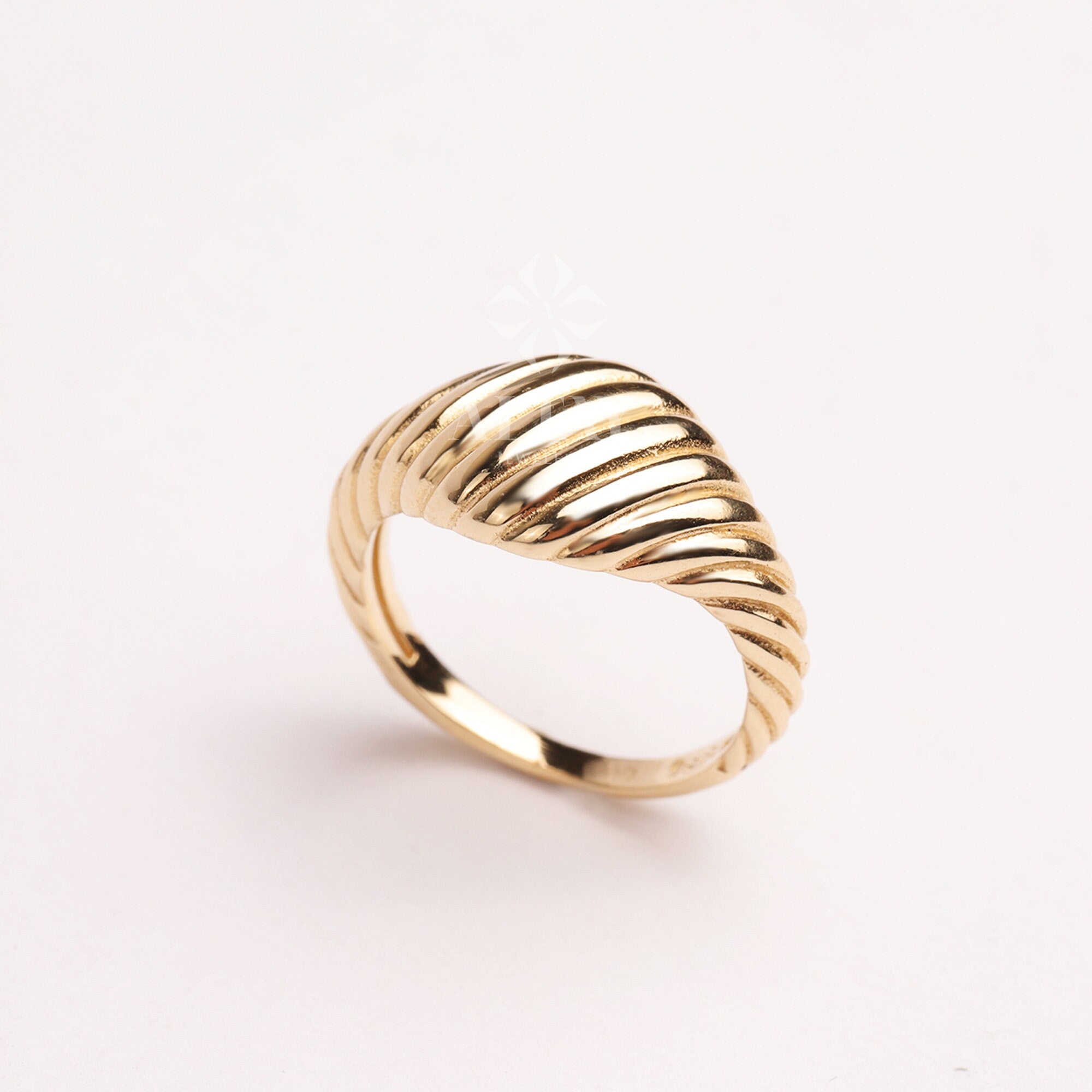 14K Solid Gold Croissant Ring, Twisted Dome Band, Chunky Gold Women Ring, Bold Statement Ring, French Croissant Ring, Ribbed Pinky Ring