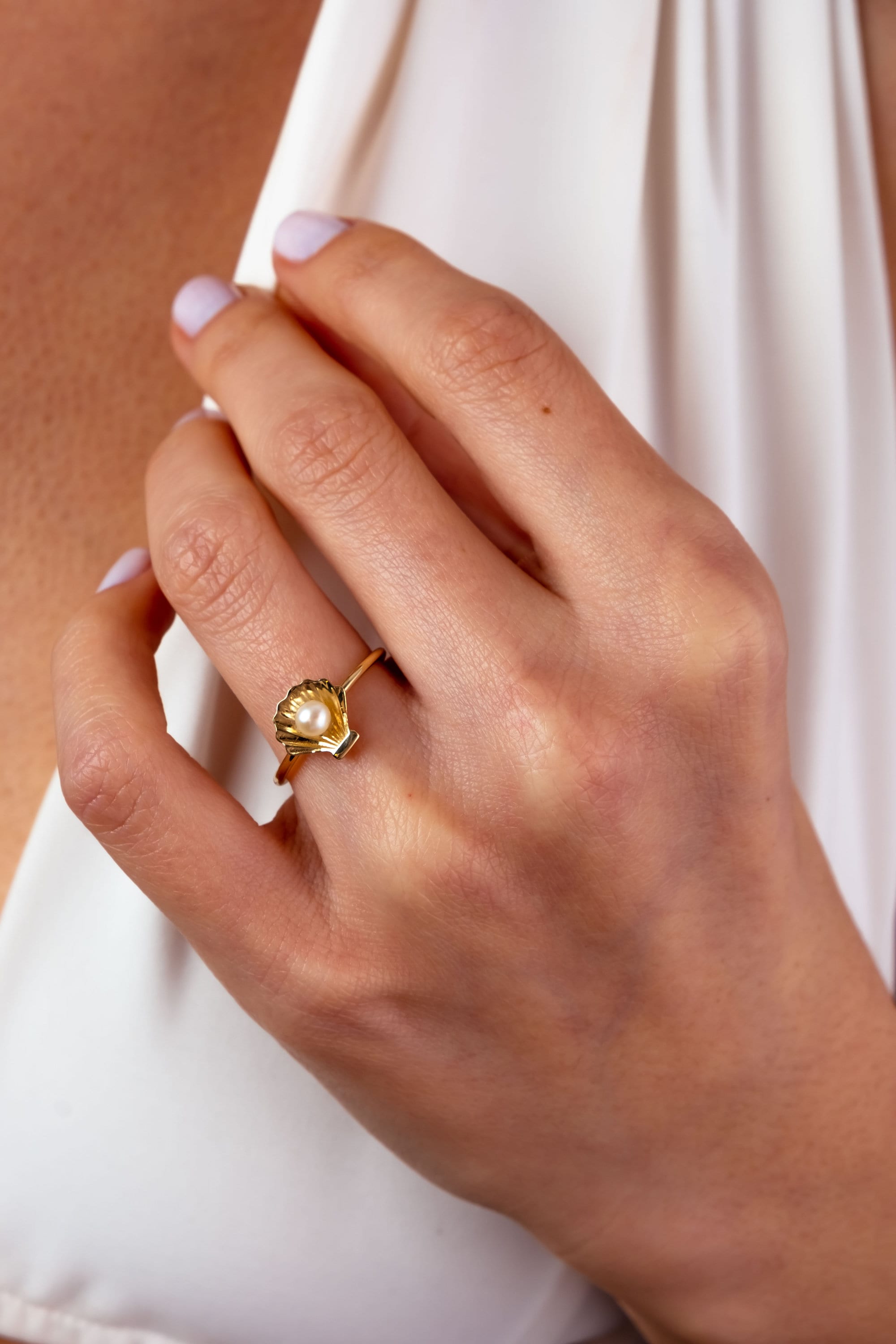 14K Gold Seashell Pearl Ring, Oyster Pearl Ring, Dainty Gold Band Ring, Pearl Ring, Statement Ring, Gold SeaShell Ring, Unique Gold Ring