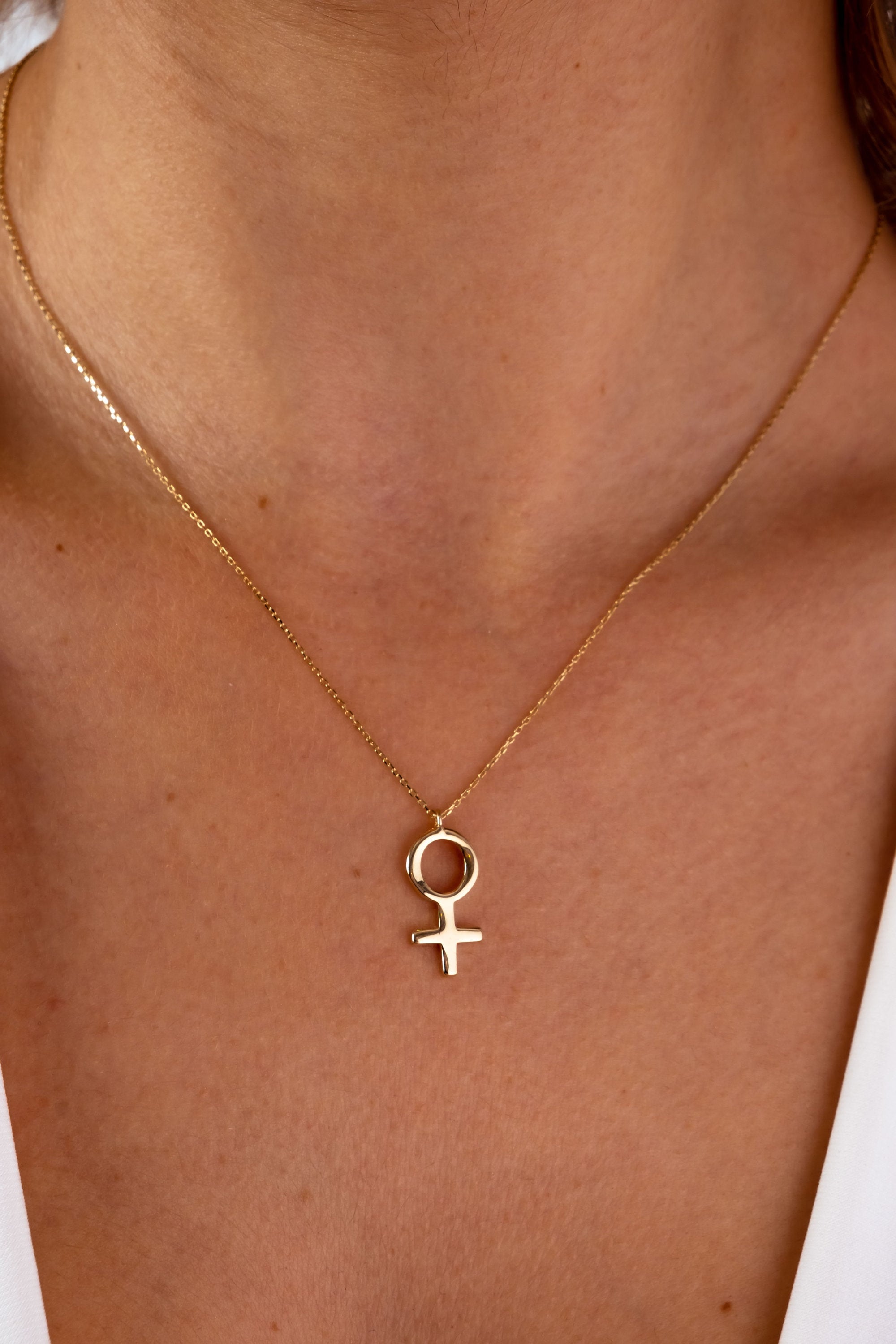 14K Gold Feminist Necklace, Female Symbol Necklace, Venus Necklace, Empowerment Jewelry, Girl Power Pendant, Gender Equality Jewelry