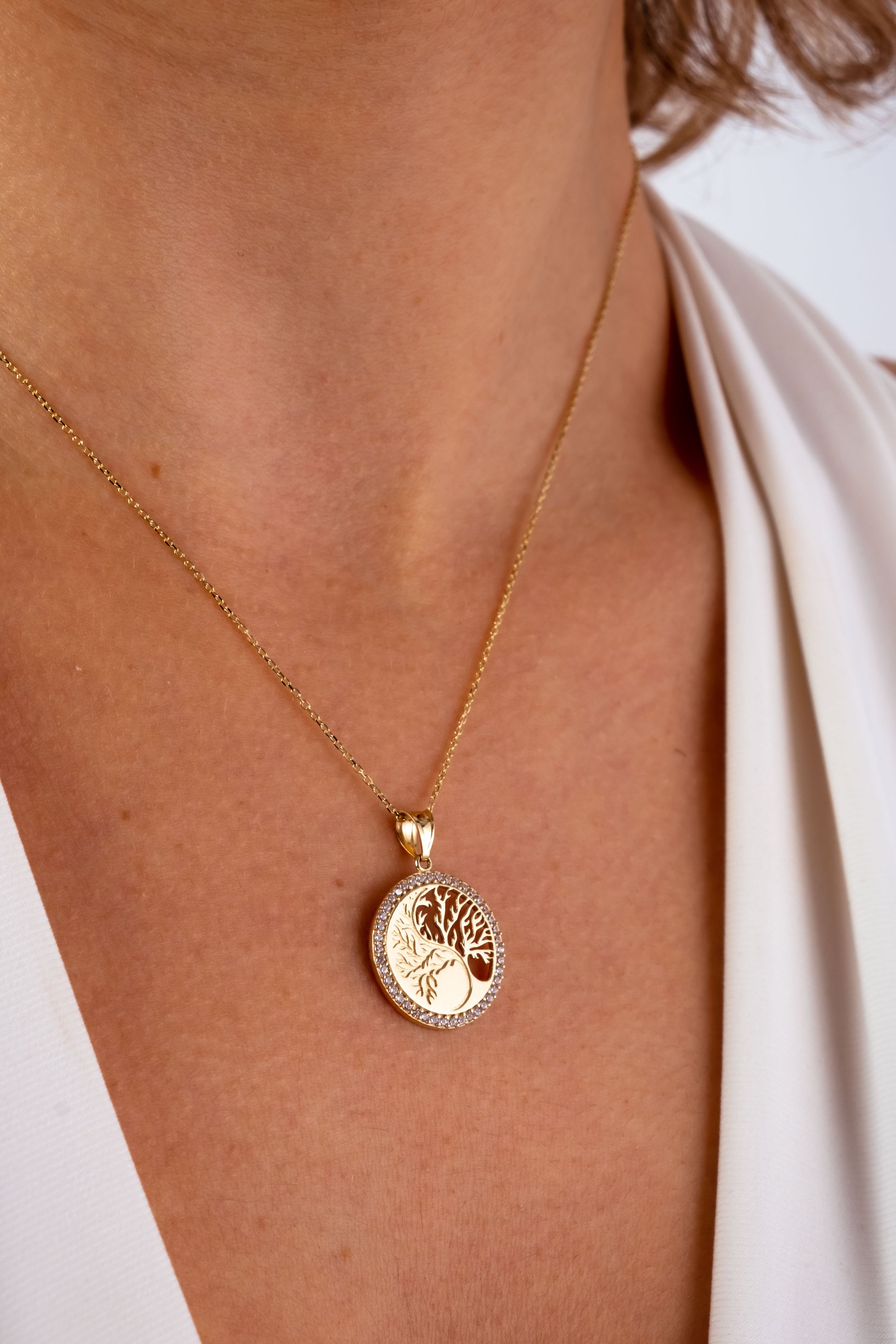 14K Gold Tree of Life Necklace, Family Tree CZ Diamond Pendant Necklace, Tree of Life Circle Charm, Women Minimalist Jewelry, Dainty Choker