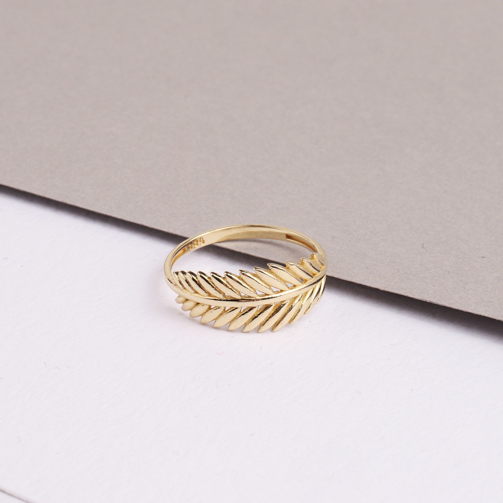 14K Solid Gold Laurel Ring, Laurel Wreath Ring, Leaf Branch Ring, Dainty Ring, Vine Ring Band, Leaf Design Ring, Dainty Stacking Ring