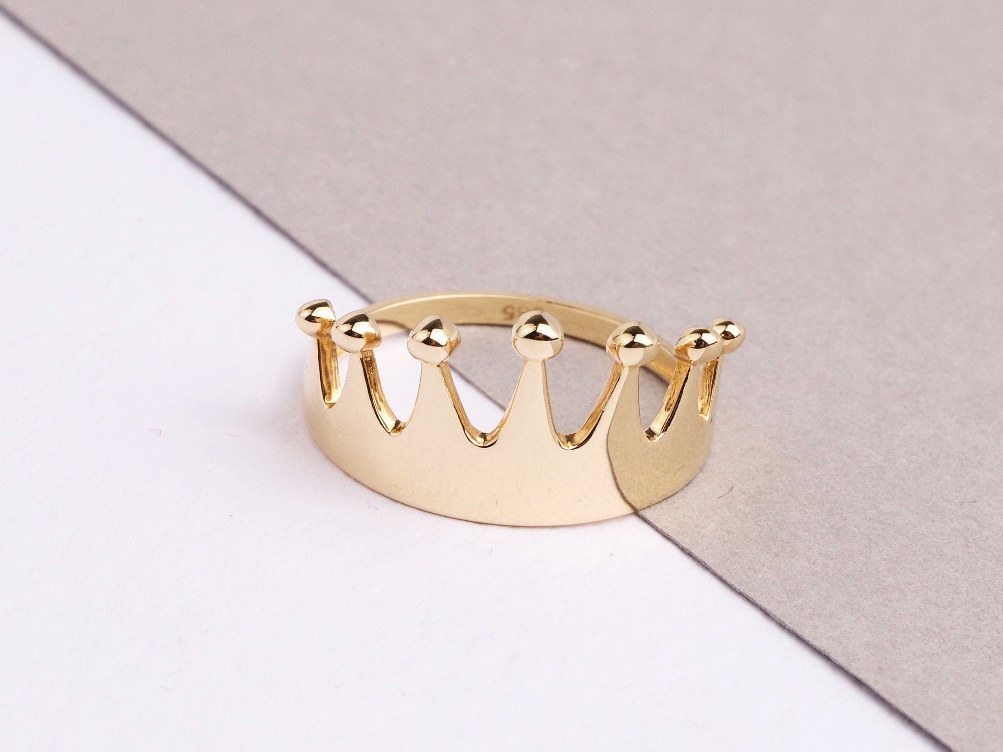 14K Gold Crown Ring, Dainty Gold Princess Crown Ring, Gold Princess Ring, Gold Tiara Ring, Gold Queen Ring, Birthday Gift for Her