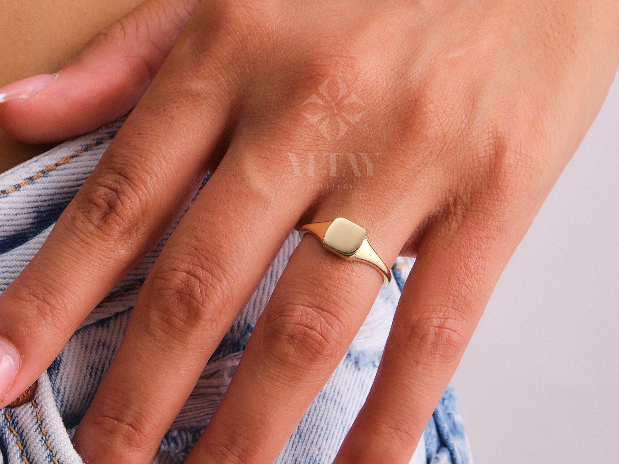 14K Gold Square Signet Ring, Personalized Signet Ring, Engraved Custom Signet Band, Handmade Signet Letter Ring, Monogram Ring, Pinky Ring