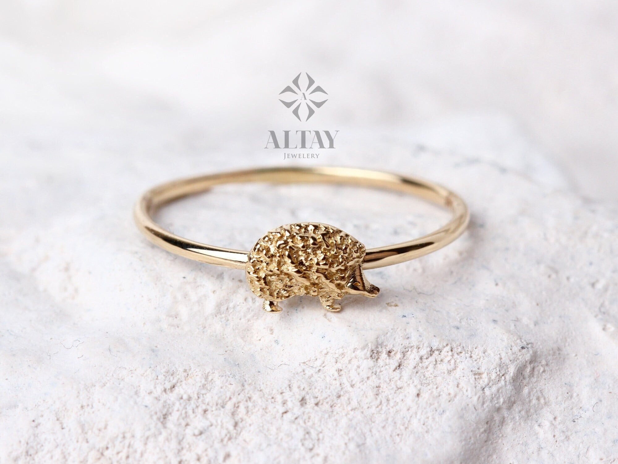 14K Gold Hedgehog Ring, Hedgehog Gold Band, Cute Animal Ring, Minimalist Hedgehog Ring, Valentine's Day Gift, Animal Jewelry, Gift for Her