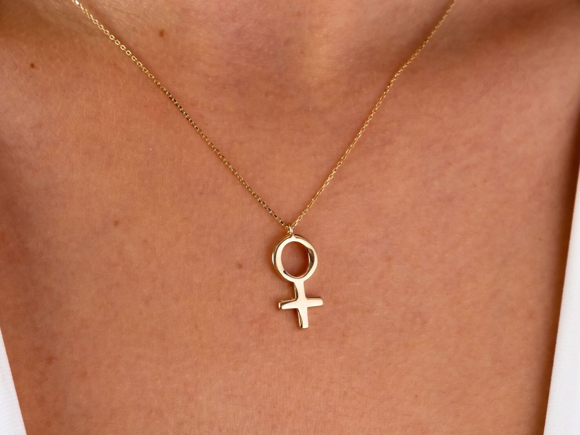 14K Gold Feminist Necklace, Female Symbol Necklace, Venus Necklace, Empowerment Jewelry, Girl Power Pendant, Gender Equality Jewelry