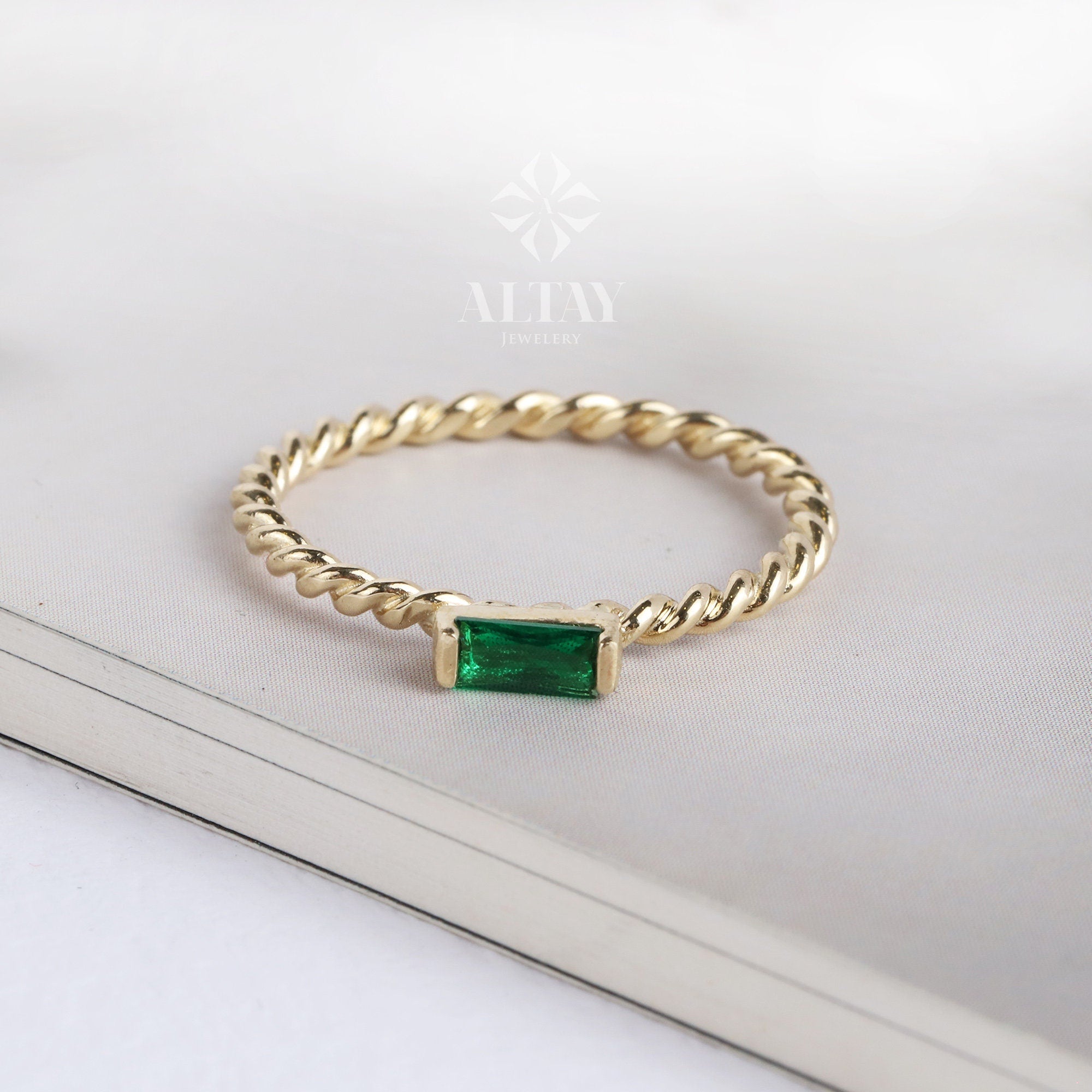 14K Gold Baguette Birthstone Ring, Custom Stackable Gemstone Ring, Braided Twist Rope Band Ring, Family Birthstone Ring, Personalized Gift