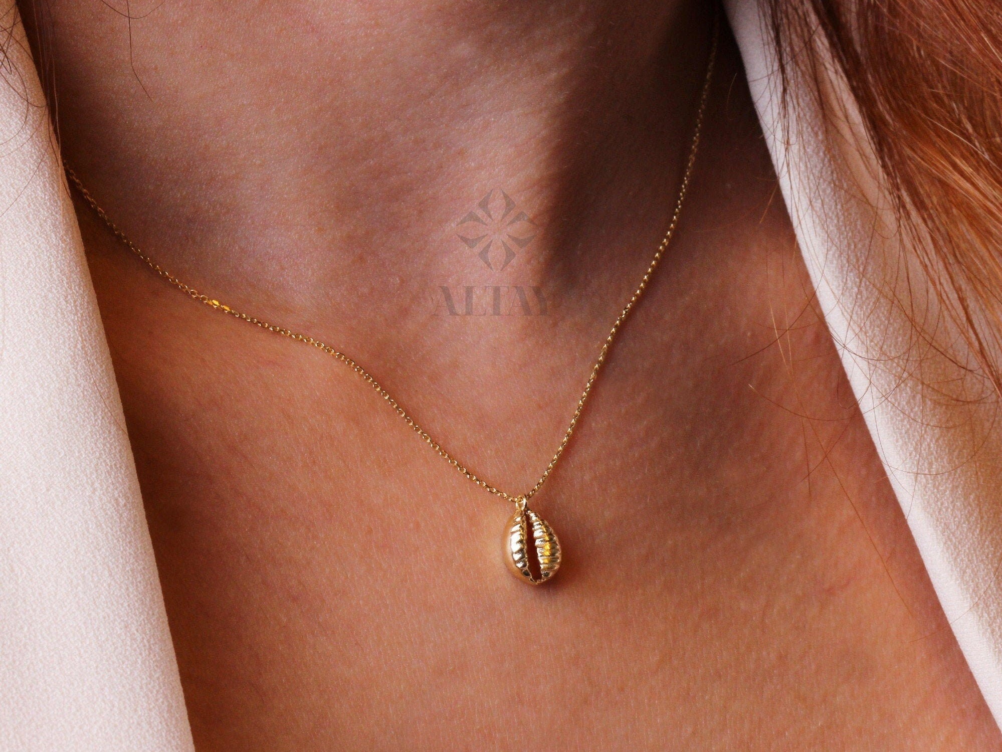 14K Gold Sea Shell Necklace, Cowrie Sea Shell Charm, Conch seashell, Boho Shell Pendant, Pearl Necklace, Valentine's Day Gift For Her