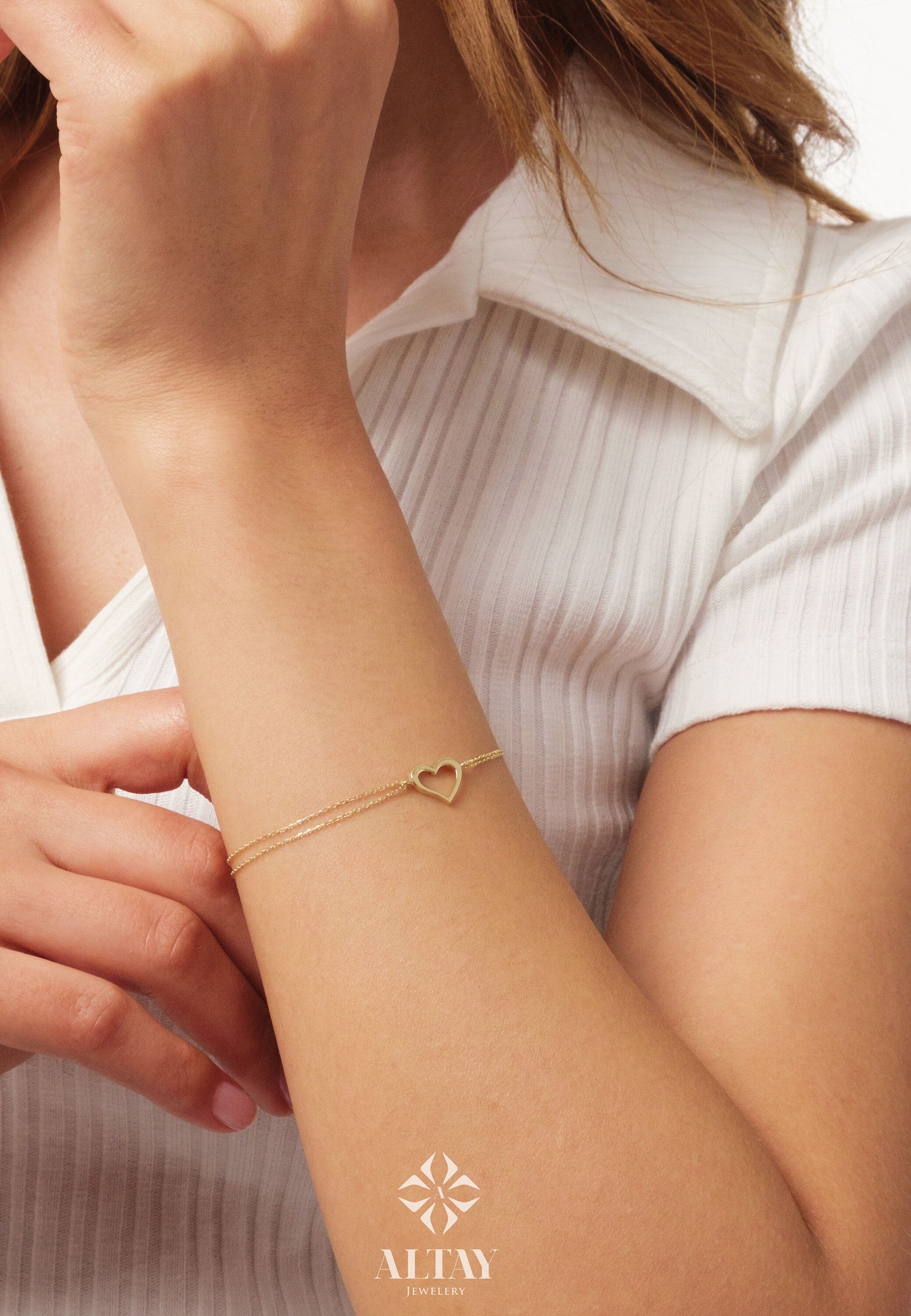 14K Gold Heart Bracelet, Open Heart Bracelet, Heart Outline Bracelet, Love Bracelet, Heart Charm Bracelet, Gift for Mom