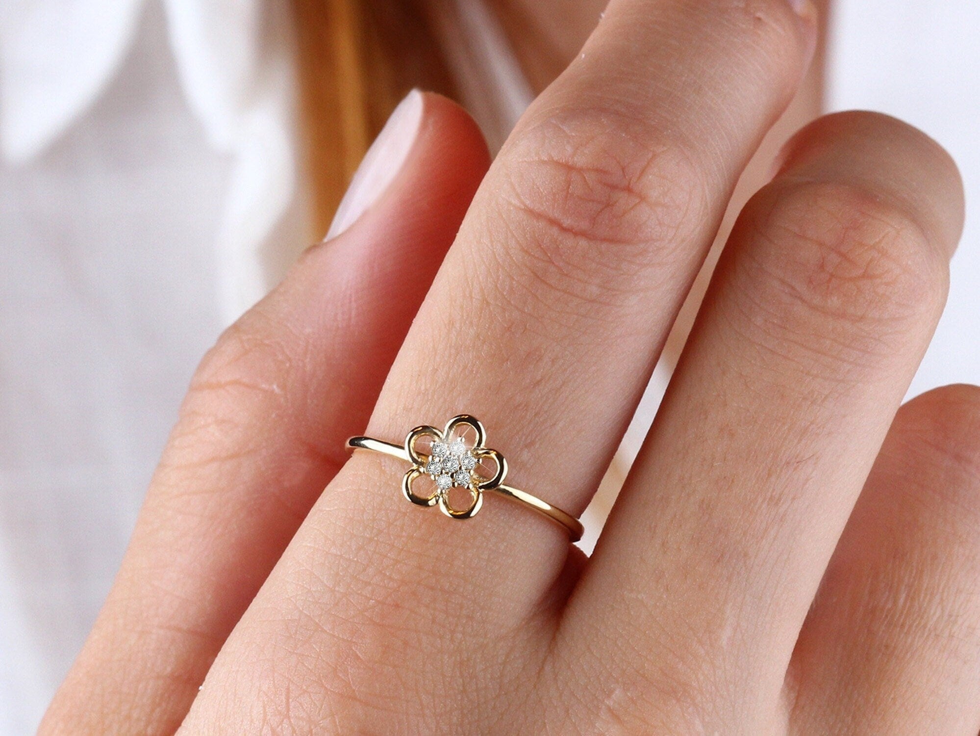 14K Gold Flower Ring, Daisy Band Ring, Minimalist Nature Ring, Botanical Ring Gold, Floral Wedding Ring, Dainty Statement Ring, Women Ring