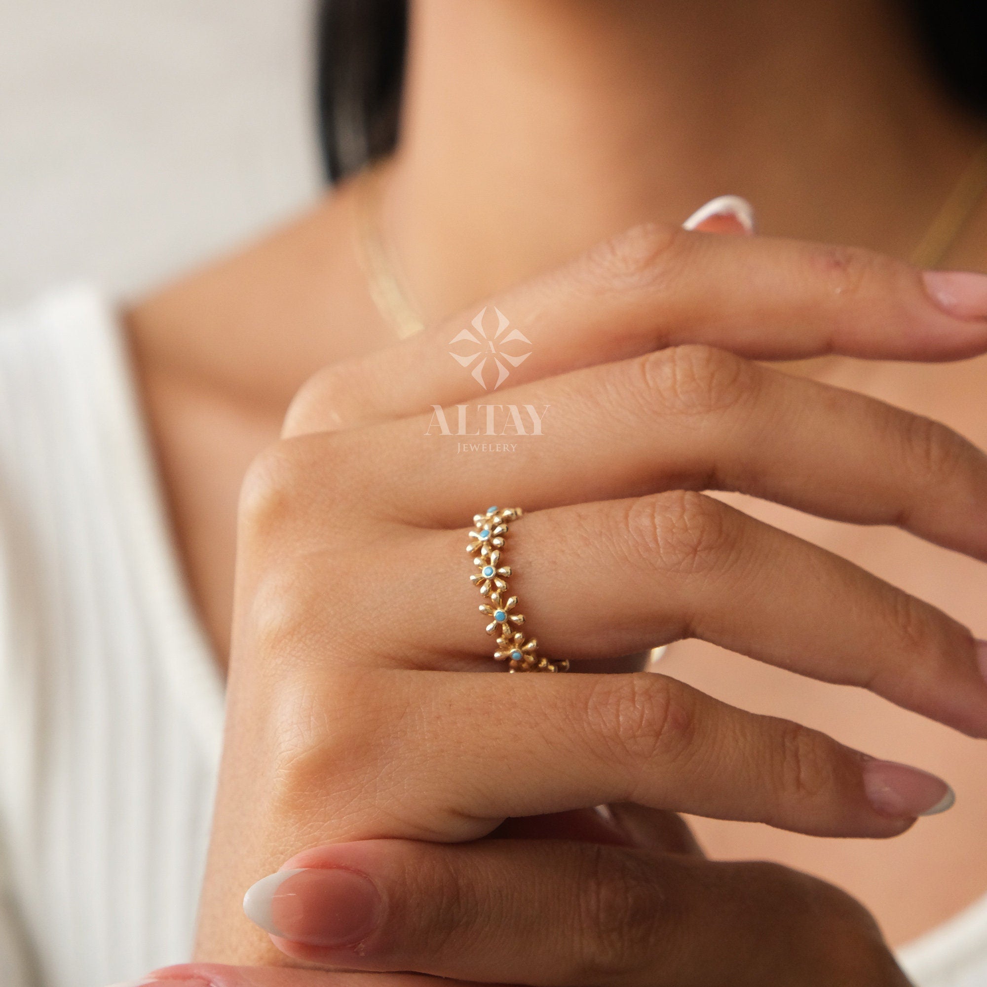 14K Gold Daisy Flower Ring, Blue Stone Floral Band, Dainty Real Gold Stacking Ring, Cute Everyday Jewelry, Gift for Her