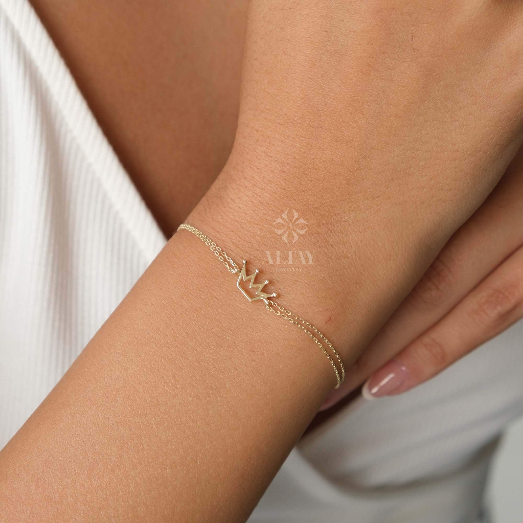 14K Gold Crown Bracelet, Tiny Solid Gold Crown Bracelet, Delicate Crown Bracelet, Dainty Gold Princess Bracelet, Mini Crown Bracelet