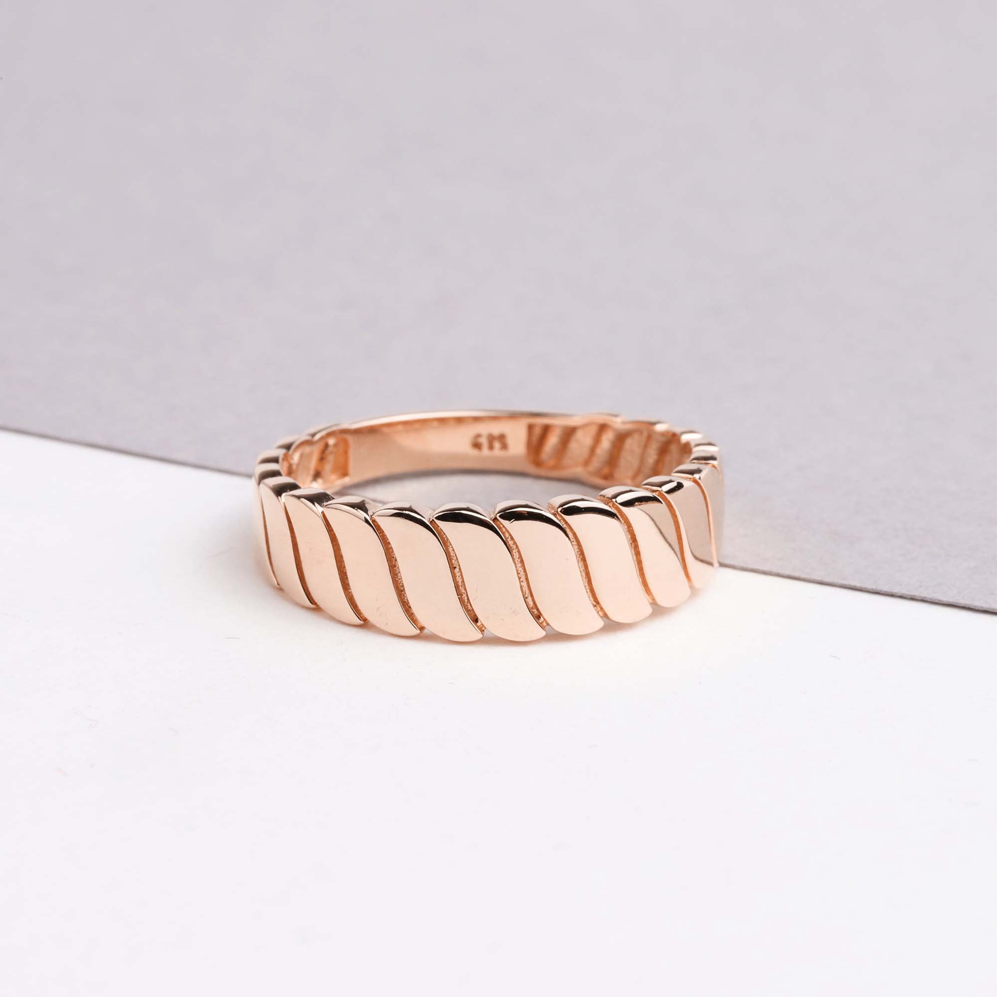 14K Gold Chunky Chain Ring, Twisted Dome Ring, Thick Croissant Ring, Statement Real Gold Ring, Curb Link Ring for Women