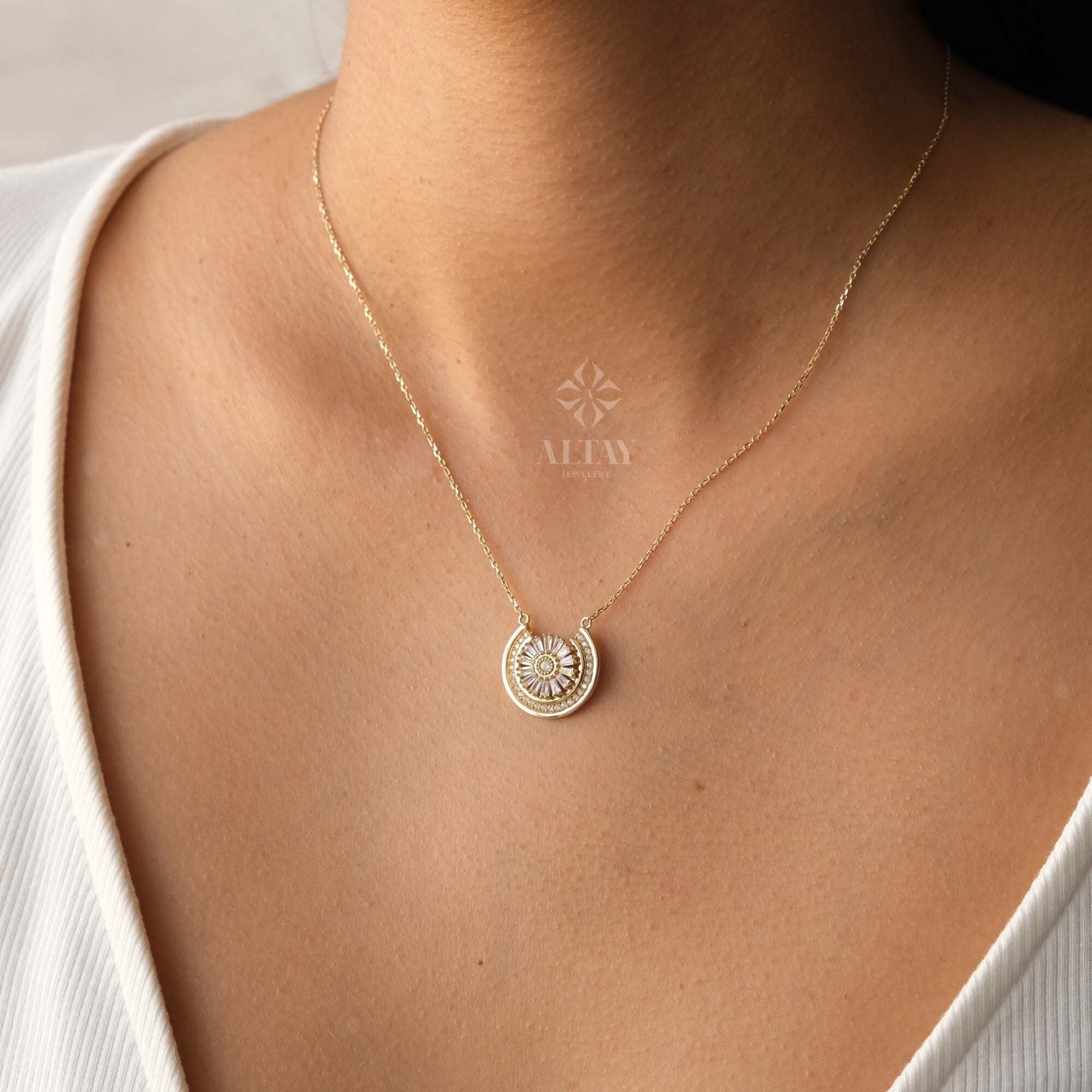 14K Gold Compass Necklace, Round Starburst Necklace, Spikey Gold Sun Pendant, Northstar Charm Necklace, Layering Choker, Celestial Starburst