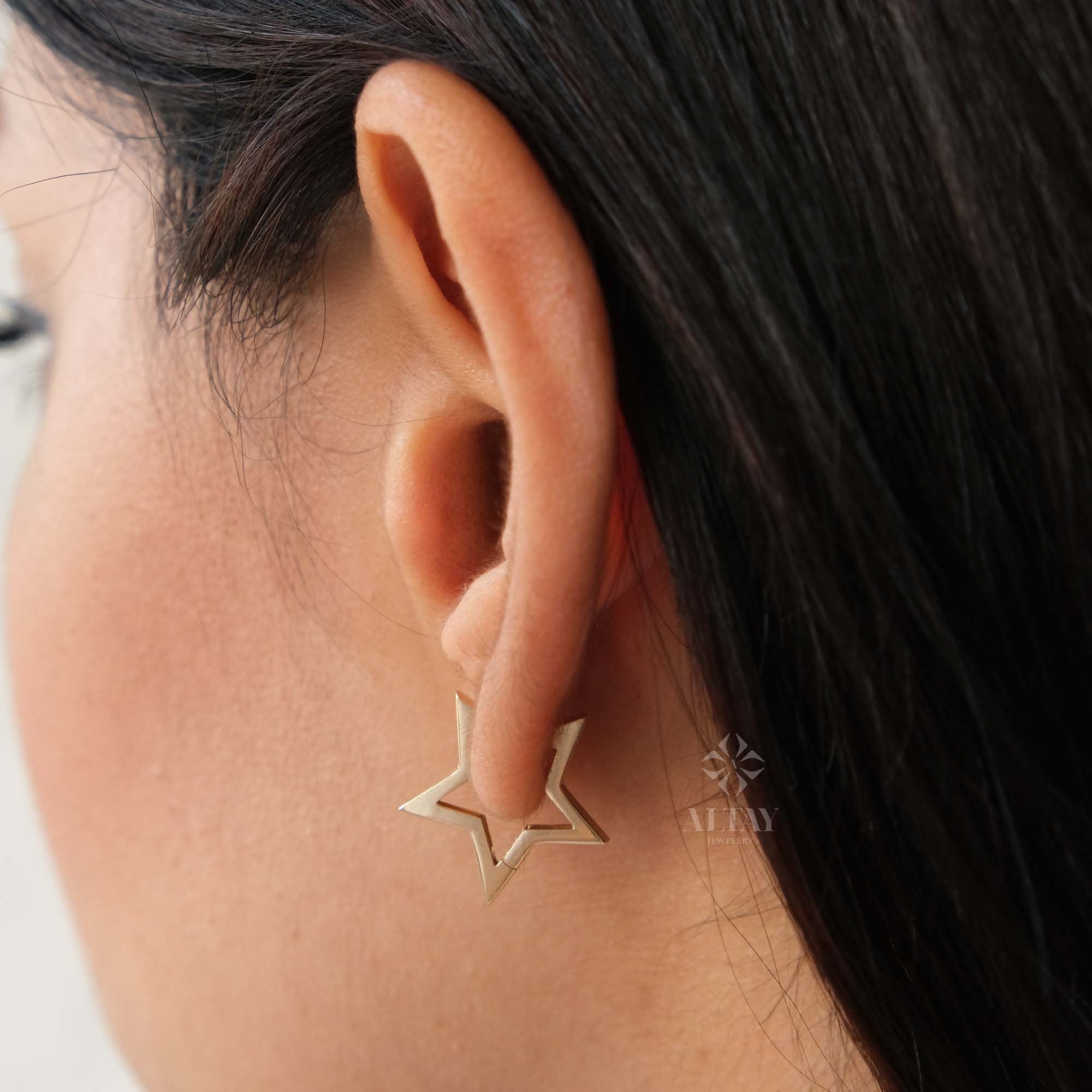 14K Gold Star Hoop Earrings, Open Star Huggie Earrings, Mini Starburst Earring, Stacking Gold Earrings, Minimalist Modern Hoop Gold Earrings