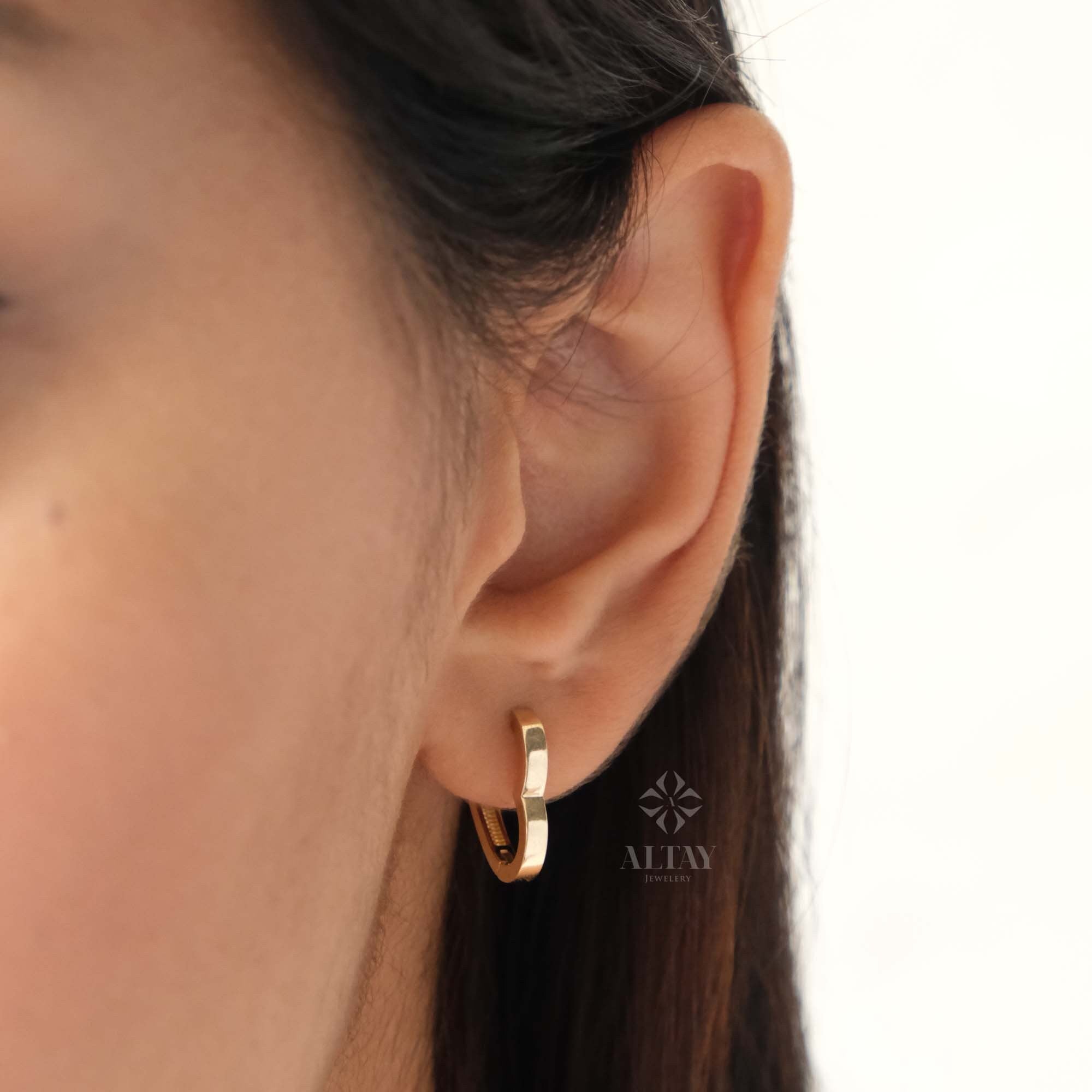 14K Gold Heart Hoop Earrings, Open Heart Huggie Earrings, Mini Love Earrings, Stacking Gold Earrings, Modern Hoop Earring, Minimalist Hoops