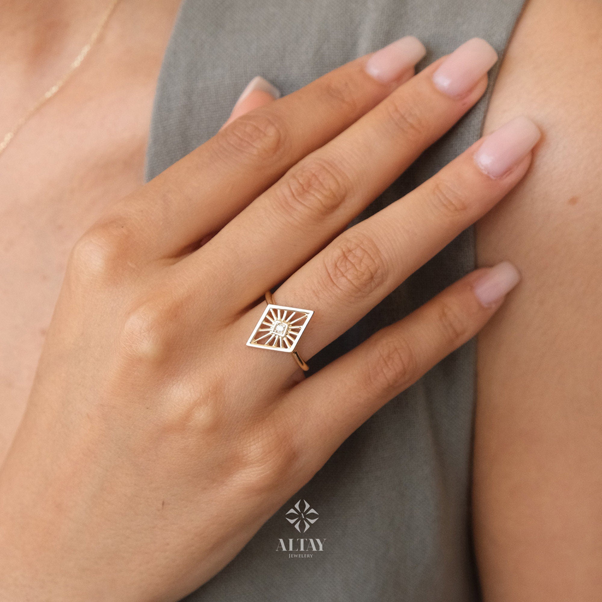 14K Gold Rhombus Ring, Kite Signet Ring, Geometric Rhombus Band, Minimal Pinky Ring, Stacking Knuckle Ring, Diamond Shape Ring Birthday Gift