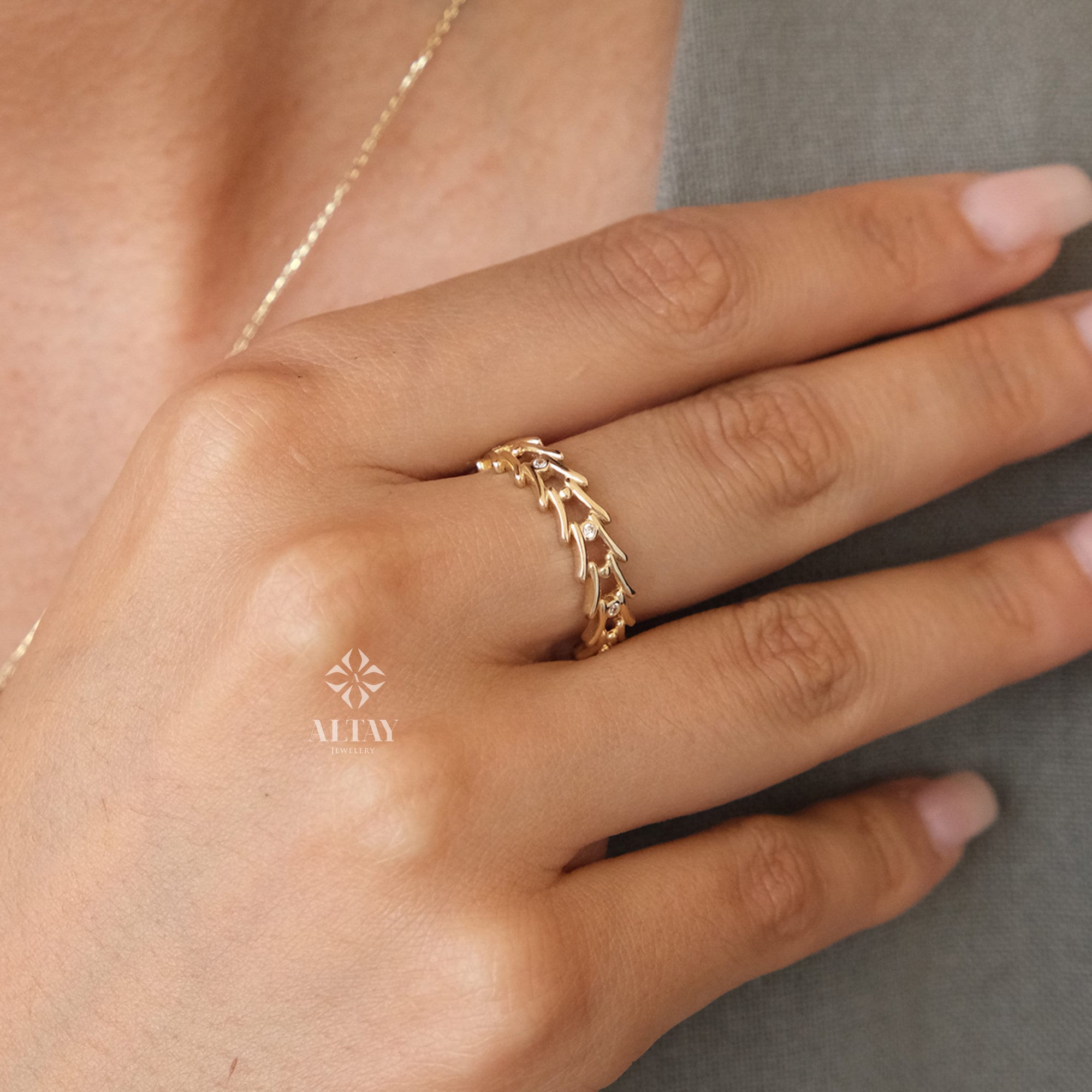 14K Gold Crown Band Ring, Tiara Gold Ring, Princess Crown Weddding Band, Dainty Stacking Ring, Minimalist Crown Ring, Rings For Wife