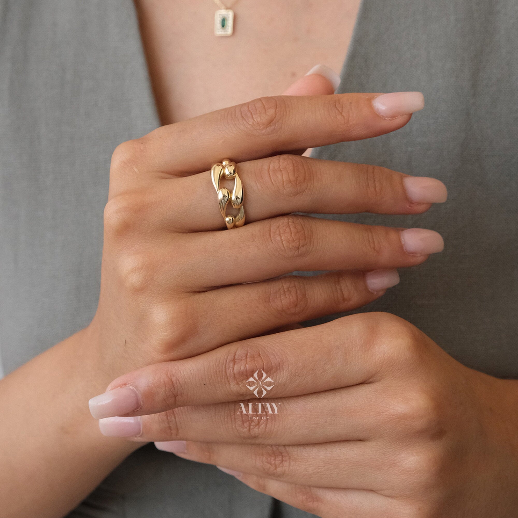 14K Gold Chain Ring, Chunky Link Ring, Thick Chain Curb Ring, Bold Chain Ring, Solid Gold Stacking Ring, Layering Minimalist Chain Link