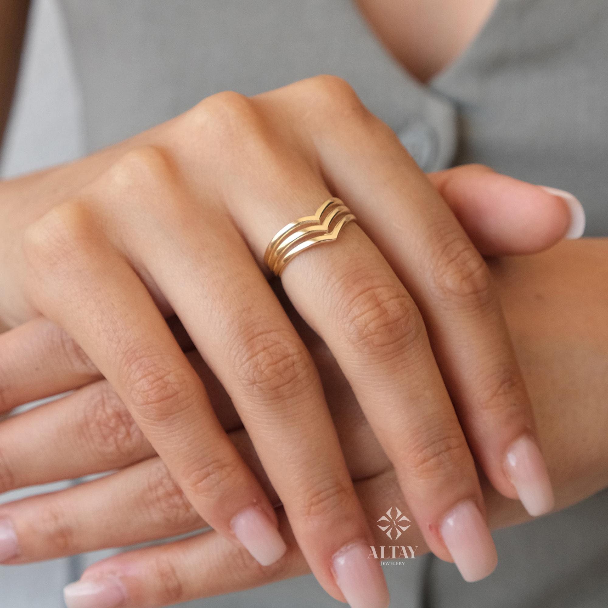 14K Gold Triple Chevron Ring, V Ring, Gold Curved Band, Chevron Stackable Knuckle Ring, Stacking Nesting Band, Minimalist Matching Band Ring