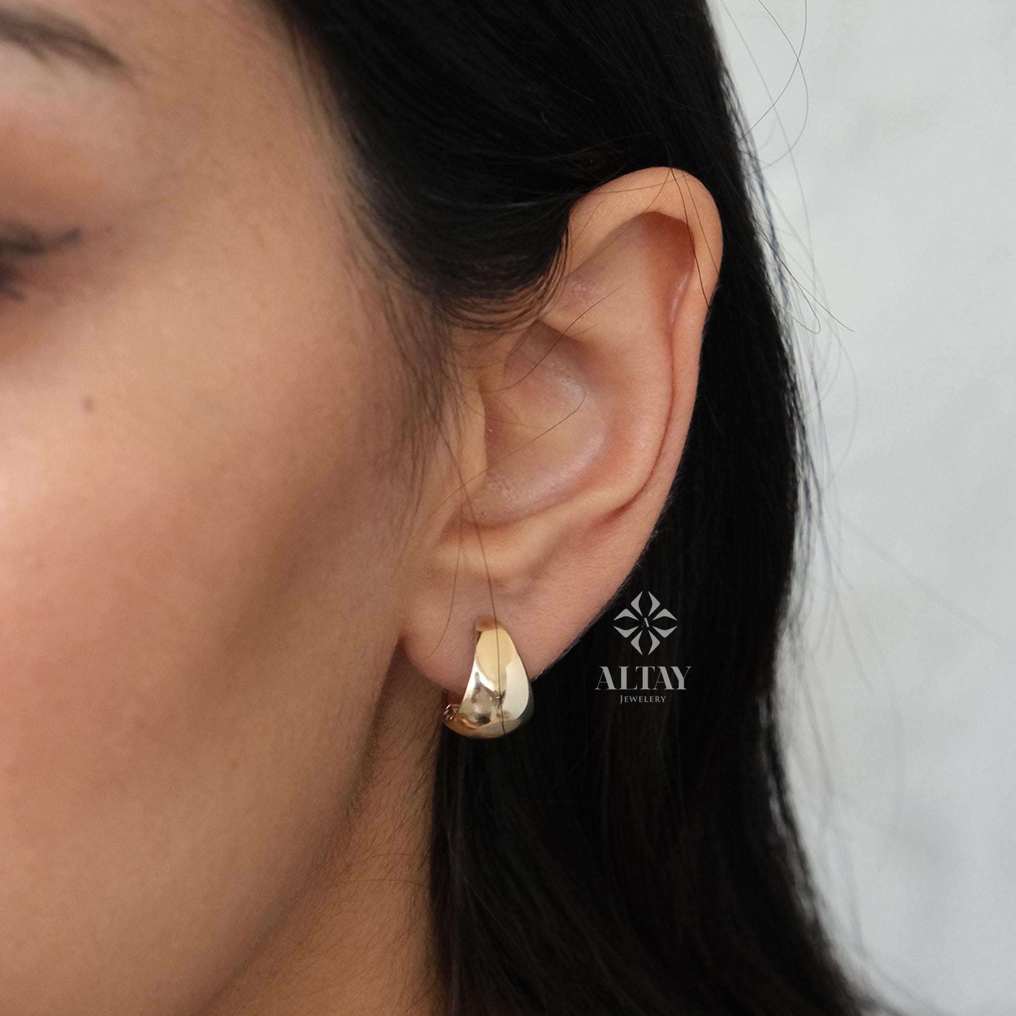 14K Gold Dome Huggie Earrings, Plain Huggie Hoop Earrings, Gold Dome Hoops, Unique Hoop Earring, Plain Gold Hinged Hoop Earring, Gift Her