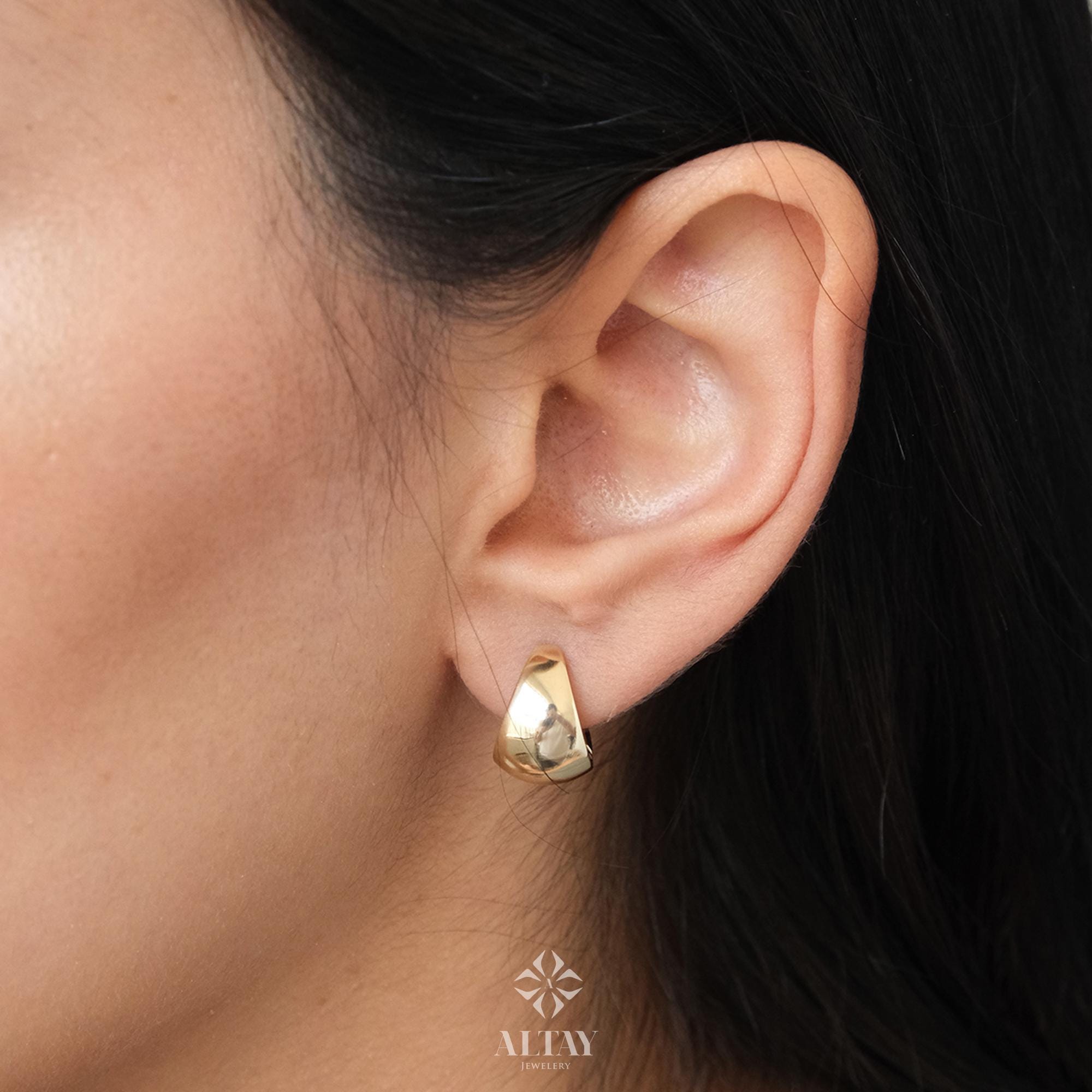 14K Gold Dome Huggie Earrings, Plain Huggie Hoop Earrings, Gold Dome Hoops, Unique Hoop Earring, Plain Gold Hinged Hoop Earring, Gift Her