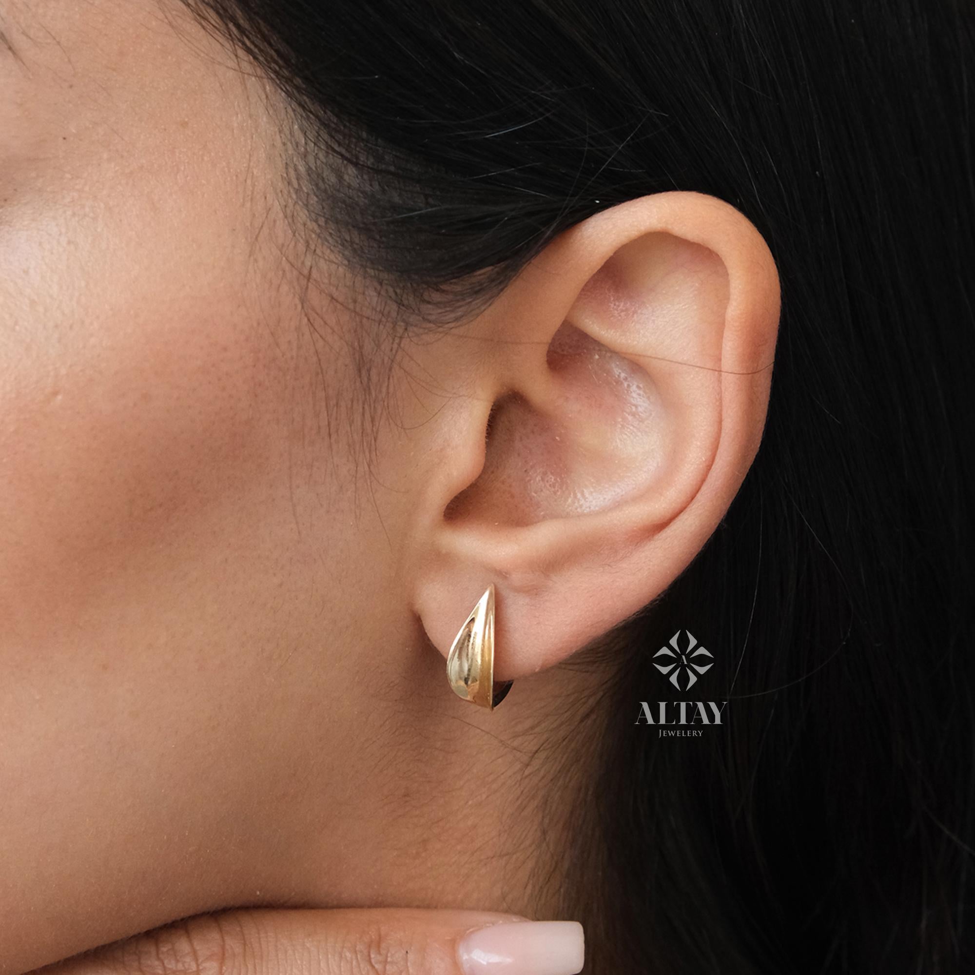 14K Gold Leaf Hoop Earrings, Small Leaf Huggies, Leaf Huggies Earrings, Gold Tiny Hoop Earrings, Huggies Hoop, Dainty Hoop Earrings