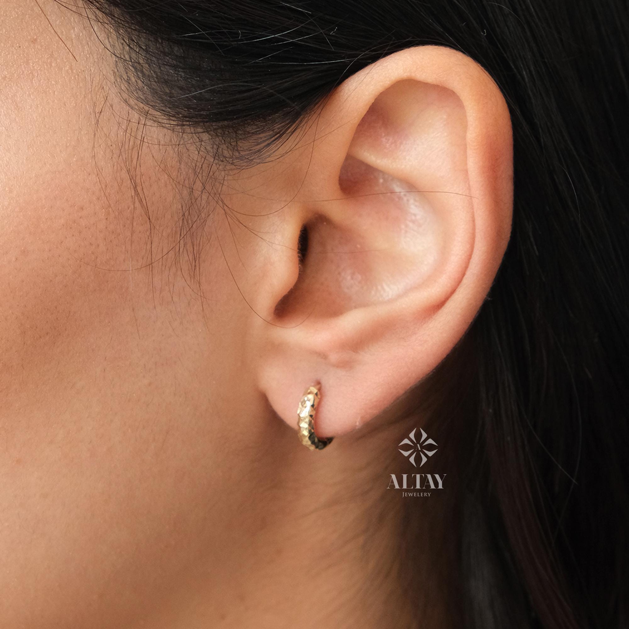 14K Gold Cuff Dome Huggie Earrings, 10mm Disco Ball Pattern Hoops, Curved Dome Hoop Earrings, Unisex Adult, Earlobe, Upper Lobe Rings