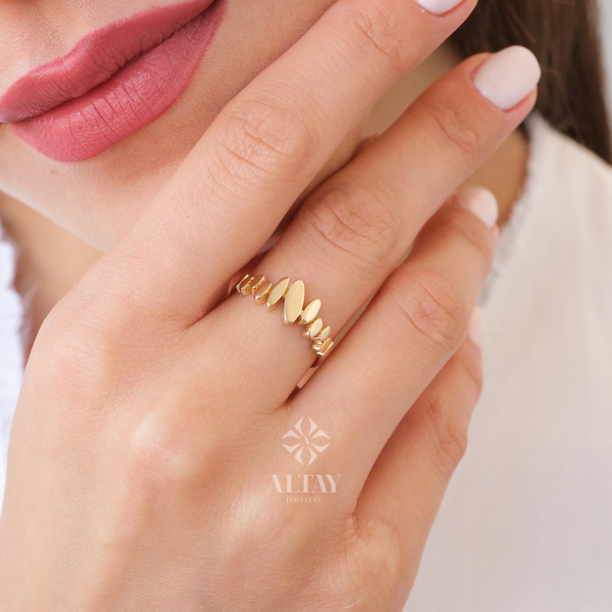 14K Gold Abstract Oval Ring, Modern Textured Gold Band, Dainty Real Gold Ring, Minimal Everyday Jewelry, Gift for Her