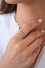 14K Gold Ribbed Diamond Ring, Fluted Gold Band with Diamond Bar