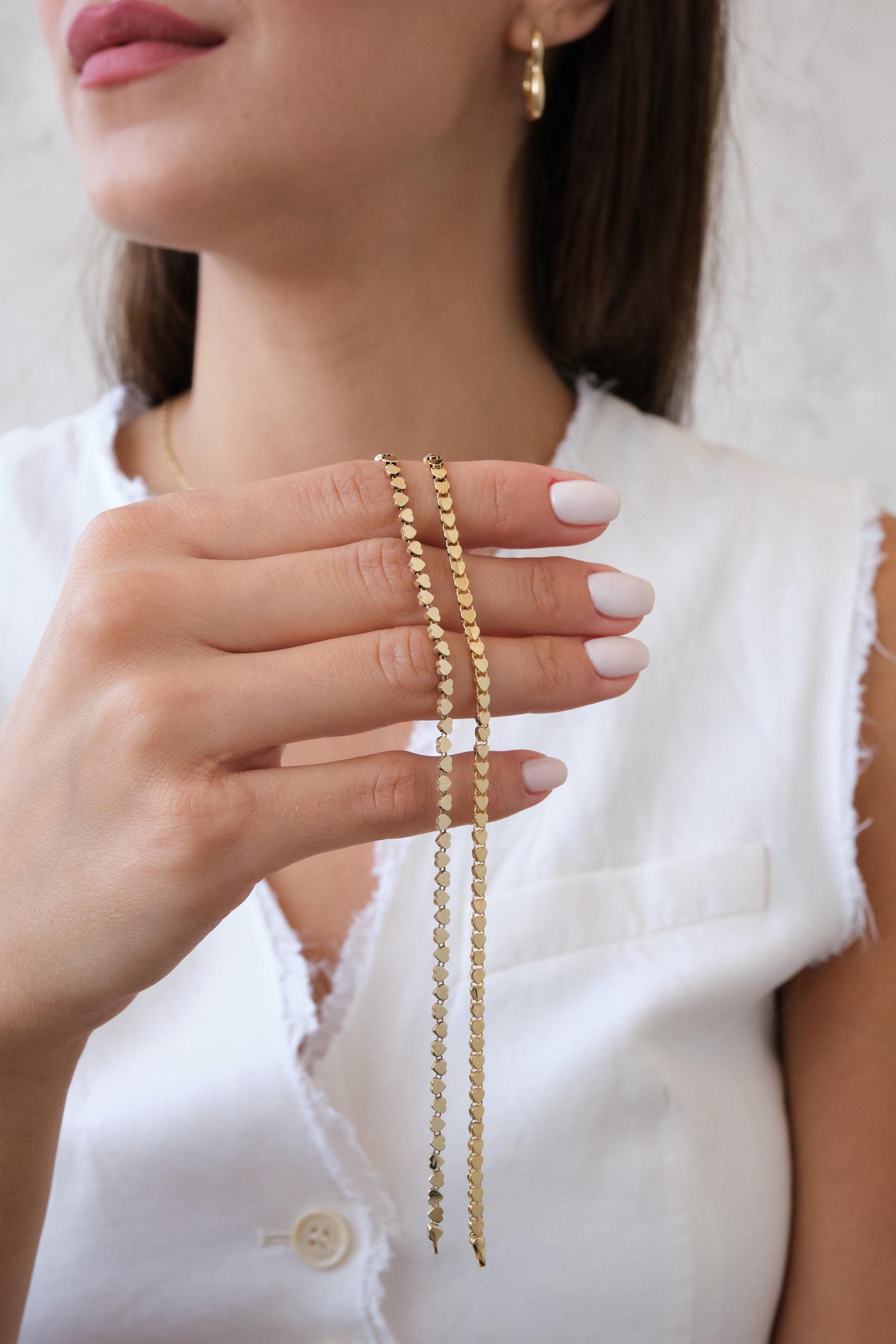 14K Gold Heart Bracelet, 3mm Minimal Dainty Gold Bracelet, Heart Charm Jewelry Gift for Her