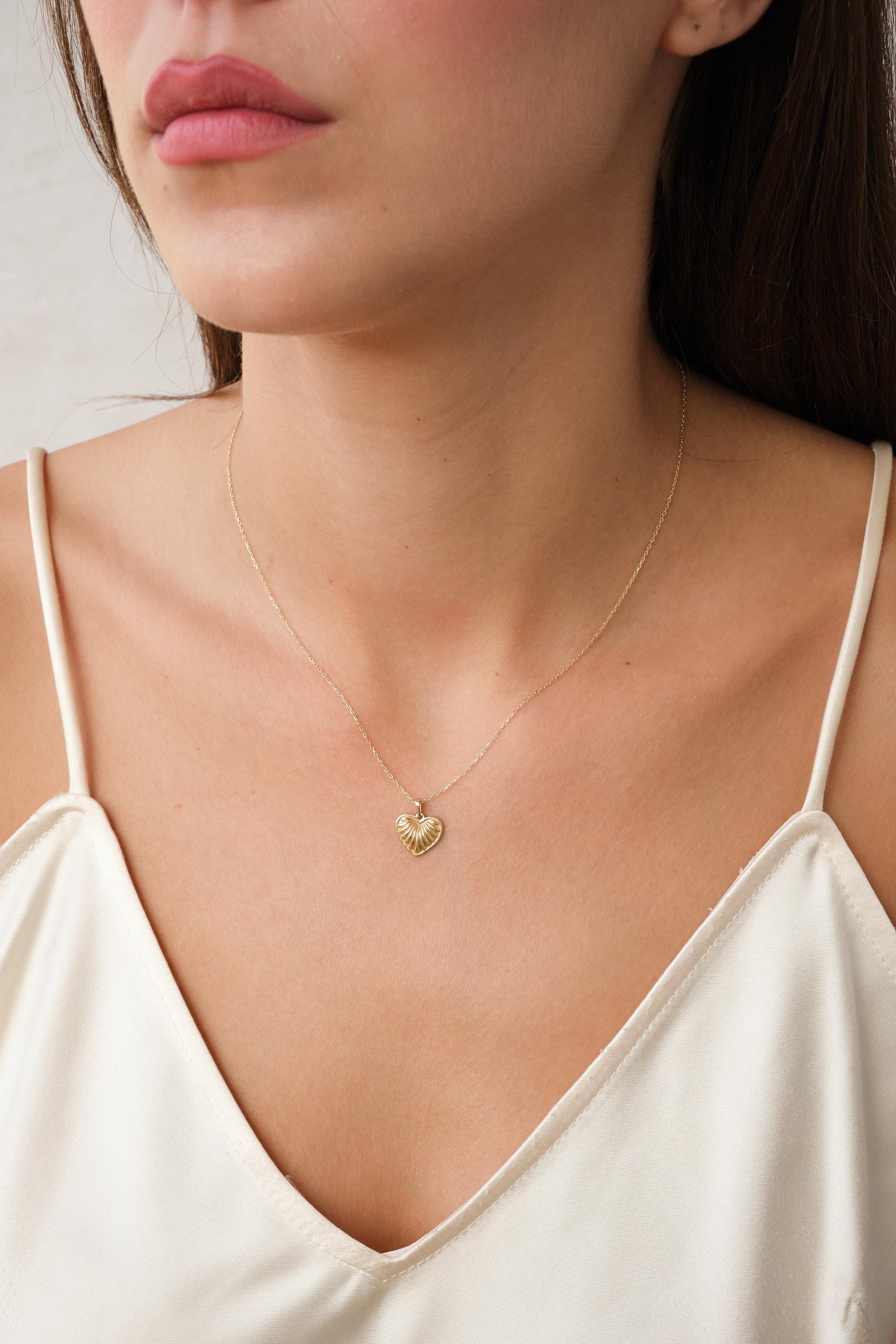 14K Gold Heart Pendant Necklace, Textured Heart Necklace, Minimal Gold Necklace, Dainty Everyday Gold Jewelry Gift for Her