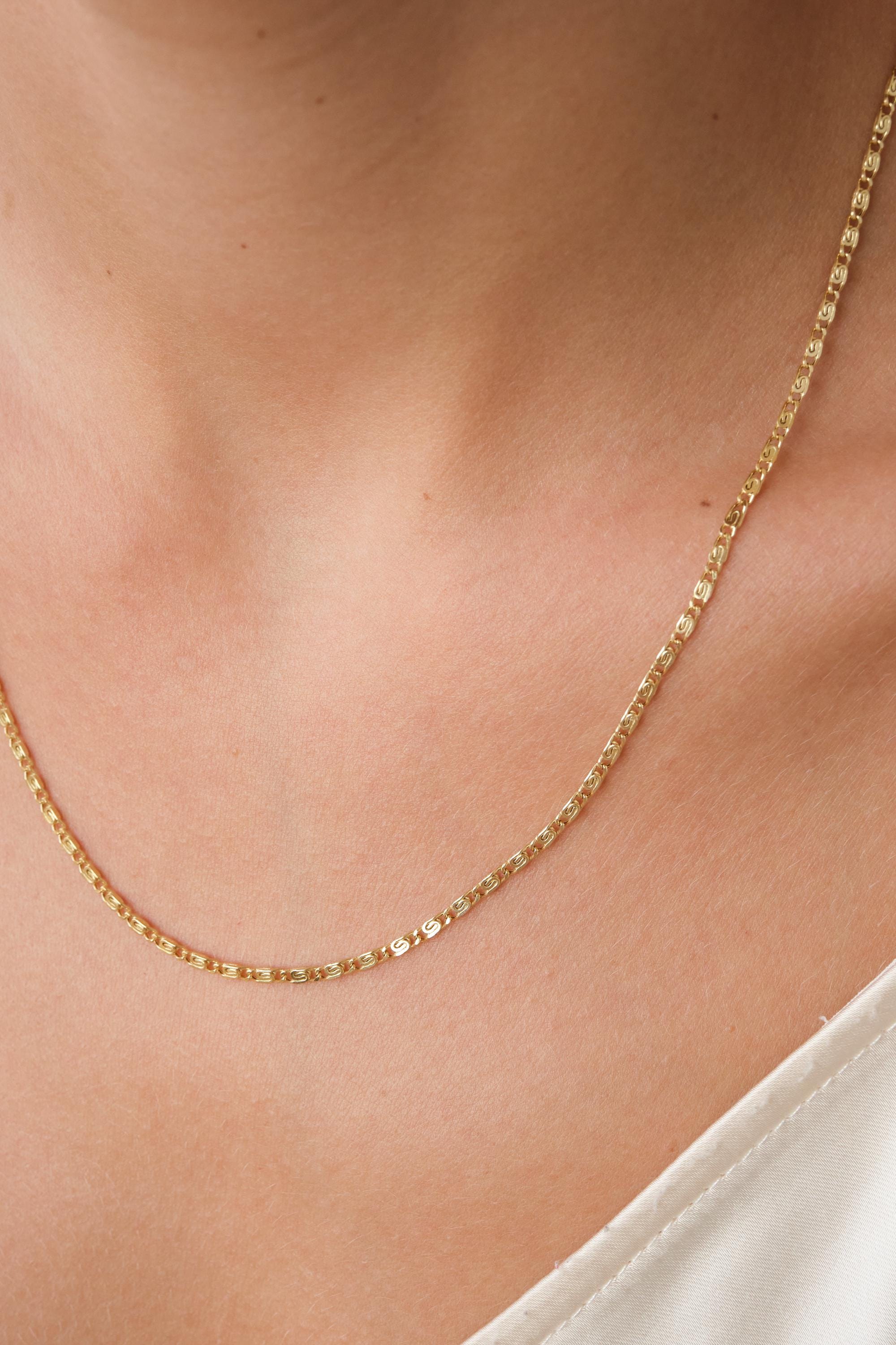 14K Gold S Link Necklace, 2mm Dainty Squiggle Chain Necklace, Minimal Gold Chain, Everyday Gold Necklace, Layering Necklace