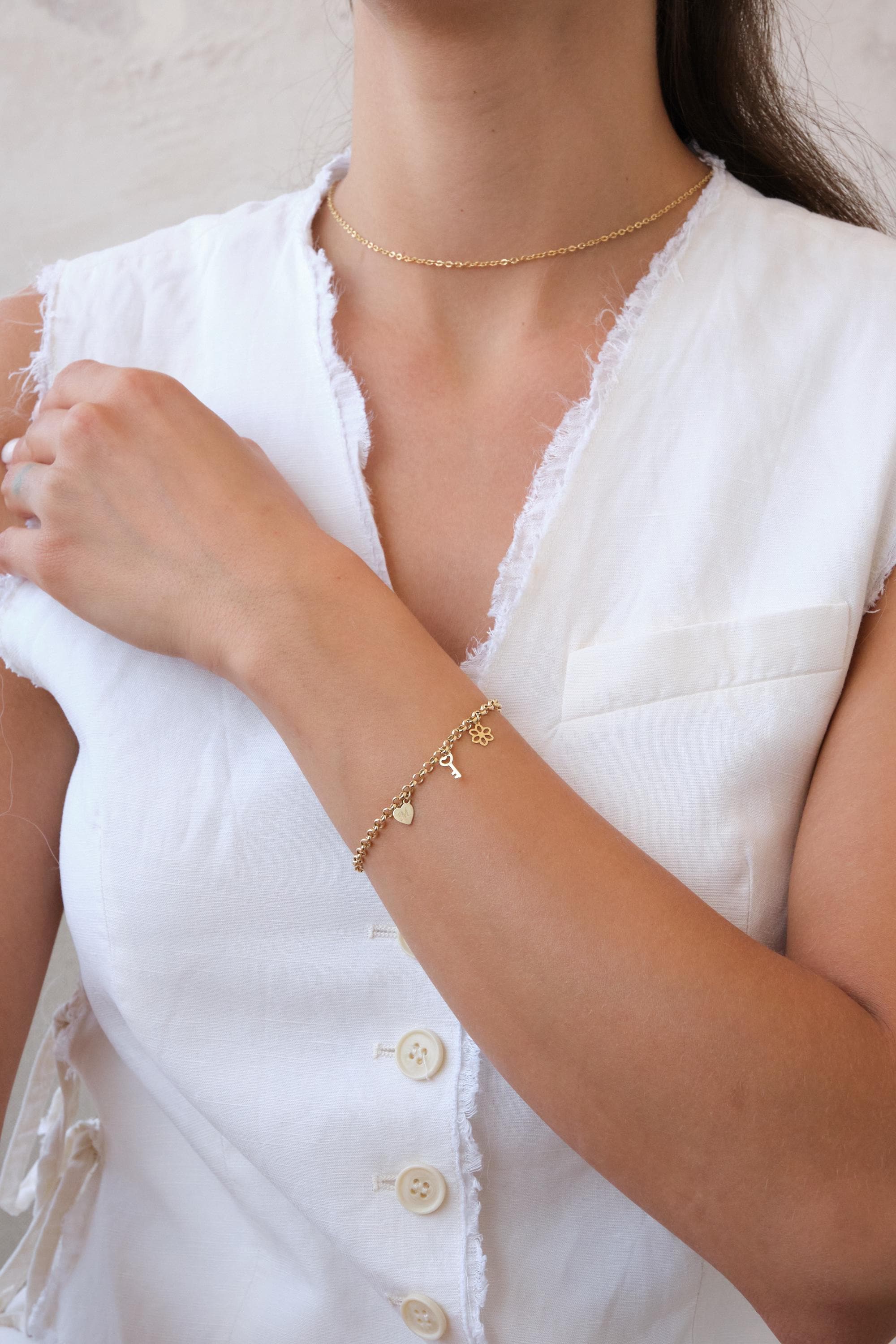 14K Gold Charm Bracelet, Initial Heart Charm Bracelet, Dainty Gold Chain Bracelet with Key Charm, Personalized Gold Jewelry Gift