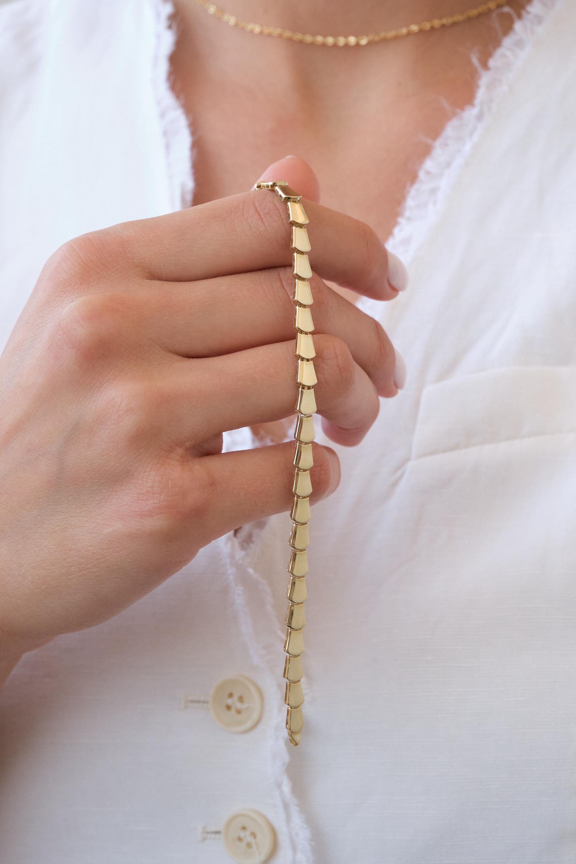 14K Gold Brick Link Bracelet, 5mm Geometric Gold Tile Bracelet, Modern Tapered Link Bracelet, Minimal Statement Gold Jewelry, Gift for Her