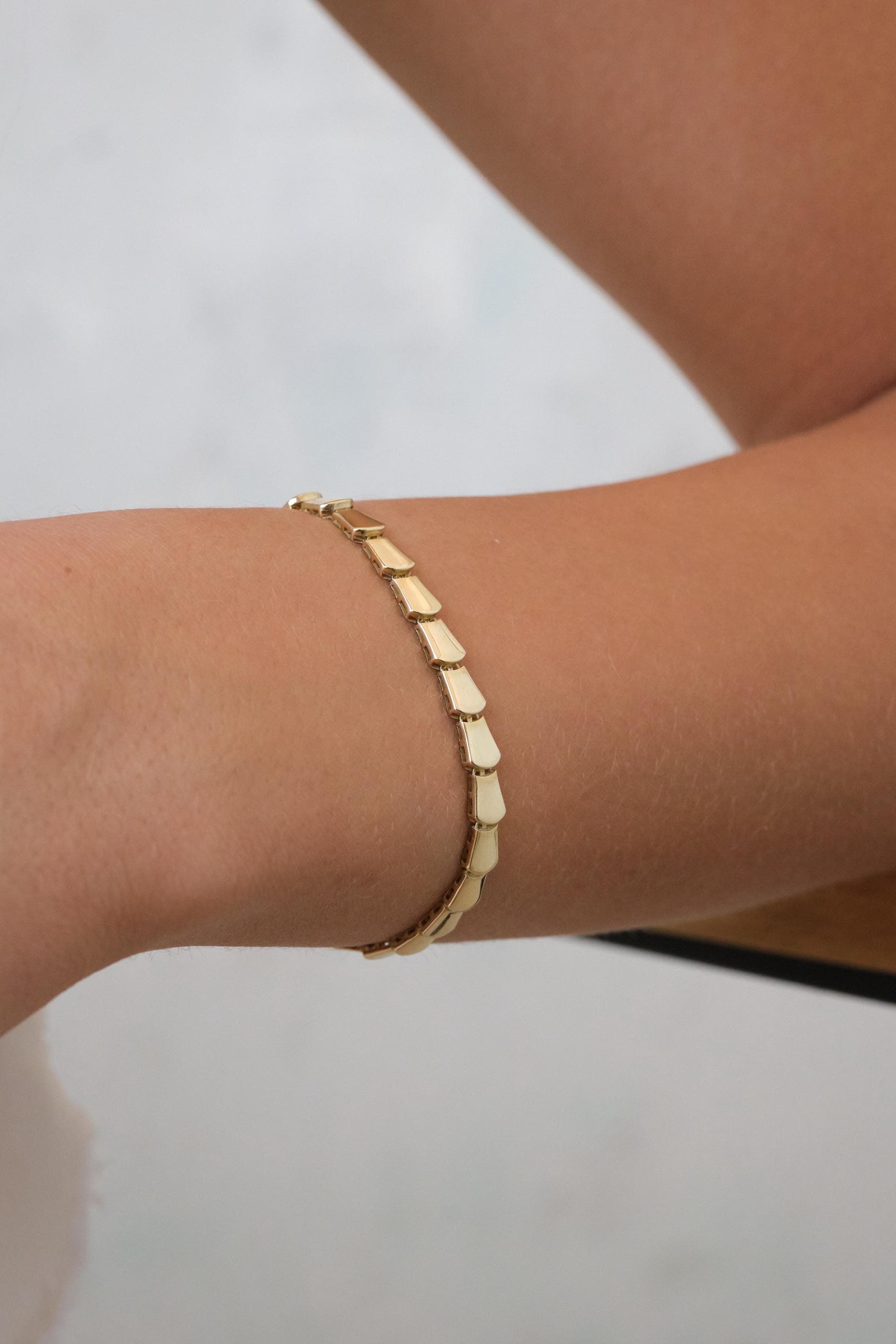 14K Gold Brick Link Bracelet, 5mm Geometric Gold Tile Bracelet, Modern Tapered Link Bracelet, Minimal Statement Gold Jewelry, Gift for Her