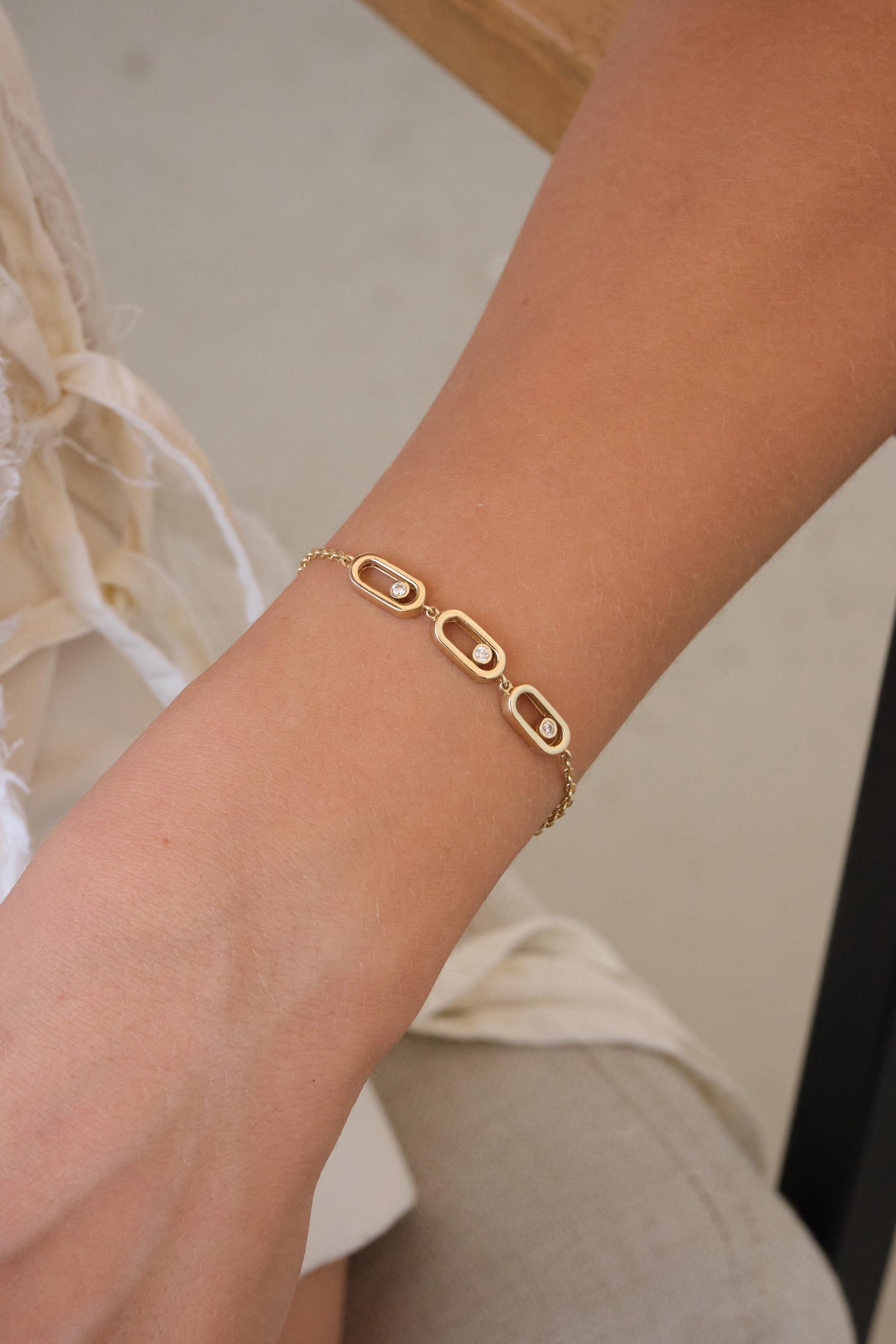 14K Gold CZ Paperclip Bracelet, Oval Link Gold Bracelet, Minimal Sparkly Gold Chain Bracelet, Cubic Zirconia Link Bracelet, Gift for Her