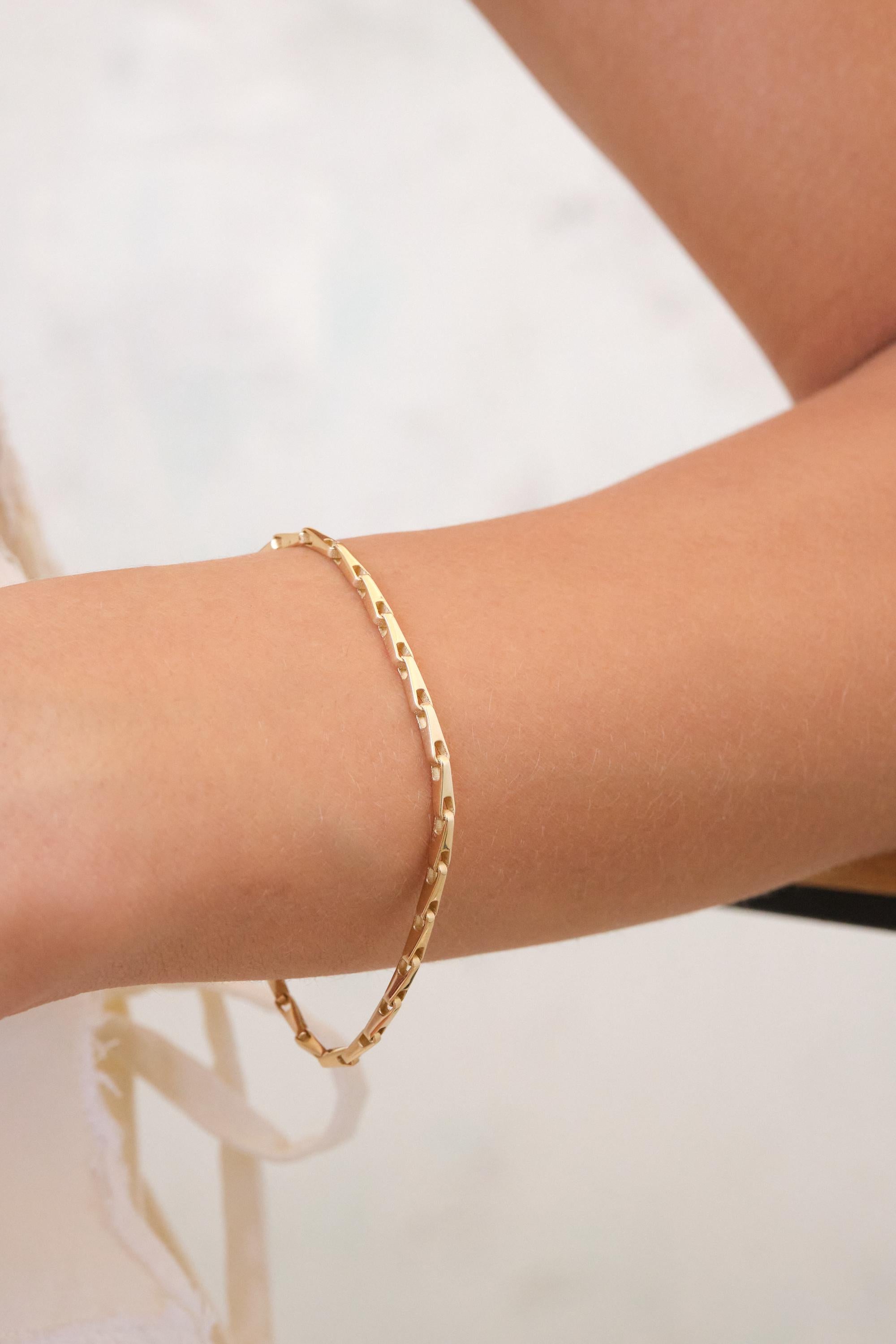 14K Gold Bar Link Bracelet, 2.50mm Minimal Gold Chain Bracelet, Dainty Flat Link Bracelet, Everyday Gold Bracelet, Gift for Her
