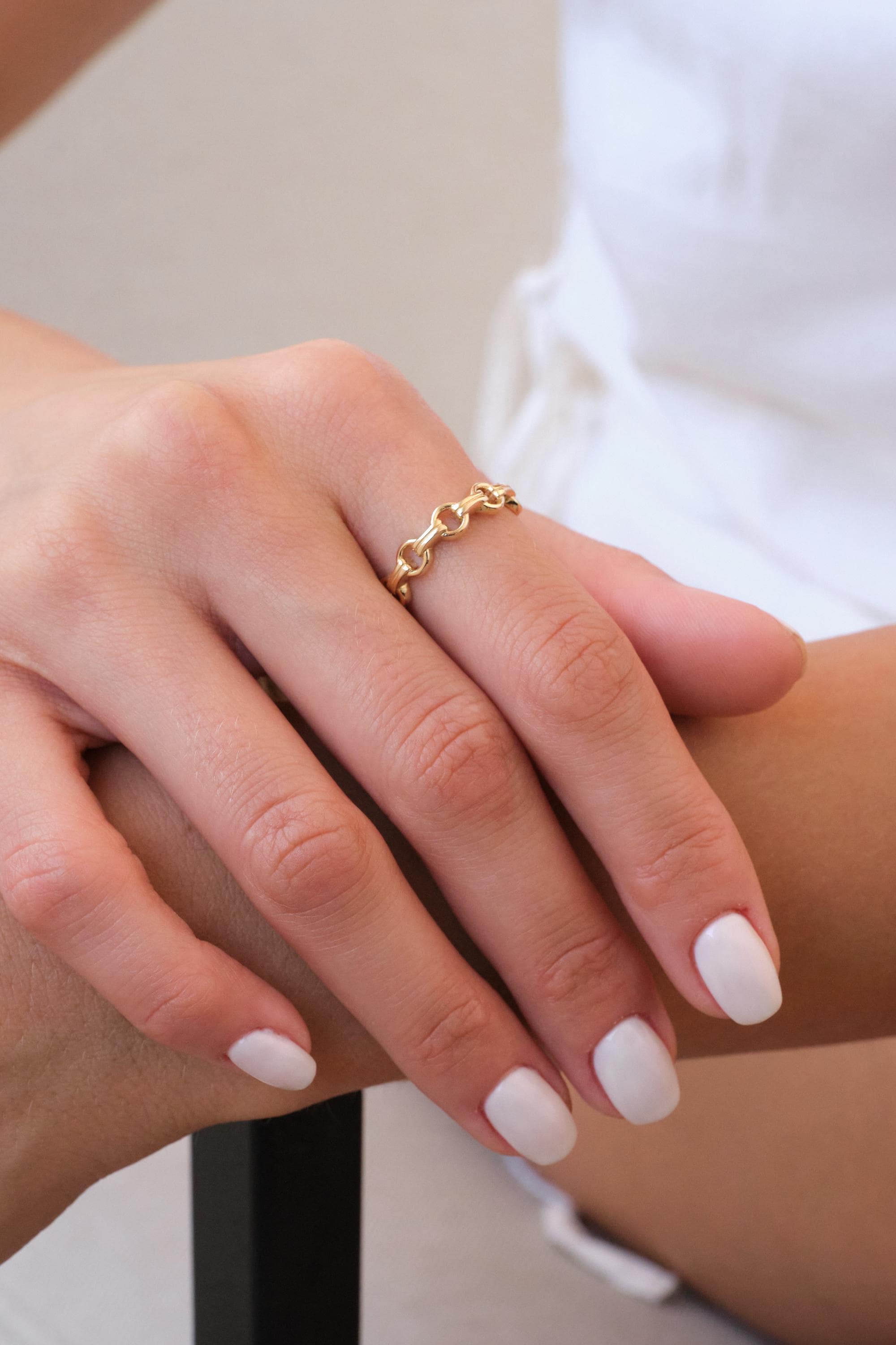 14K Gold Paperclip Chain Ring, Dainty Oval Link Ring, Minimal Solid Gold Band, Everyday Gold Ring, Gift for Her