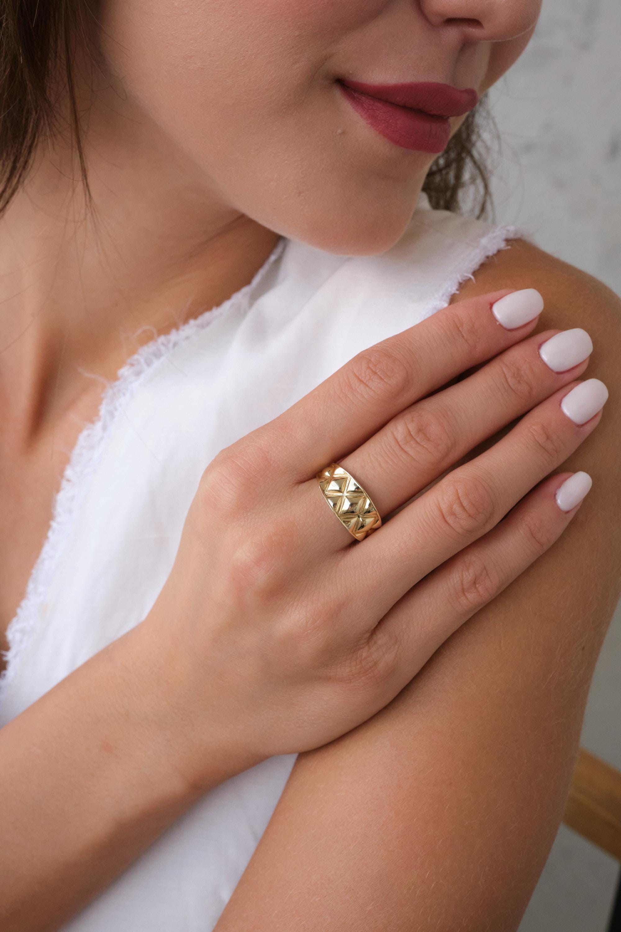 14K Gold Textured Band Ring, Square Pattern Wedding Ring, Minimalist Matching Ring, Signet Eternity Ring, Chunky Marriage Band