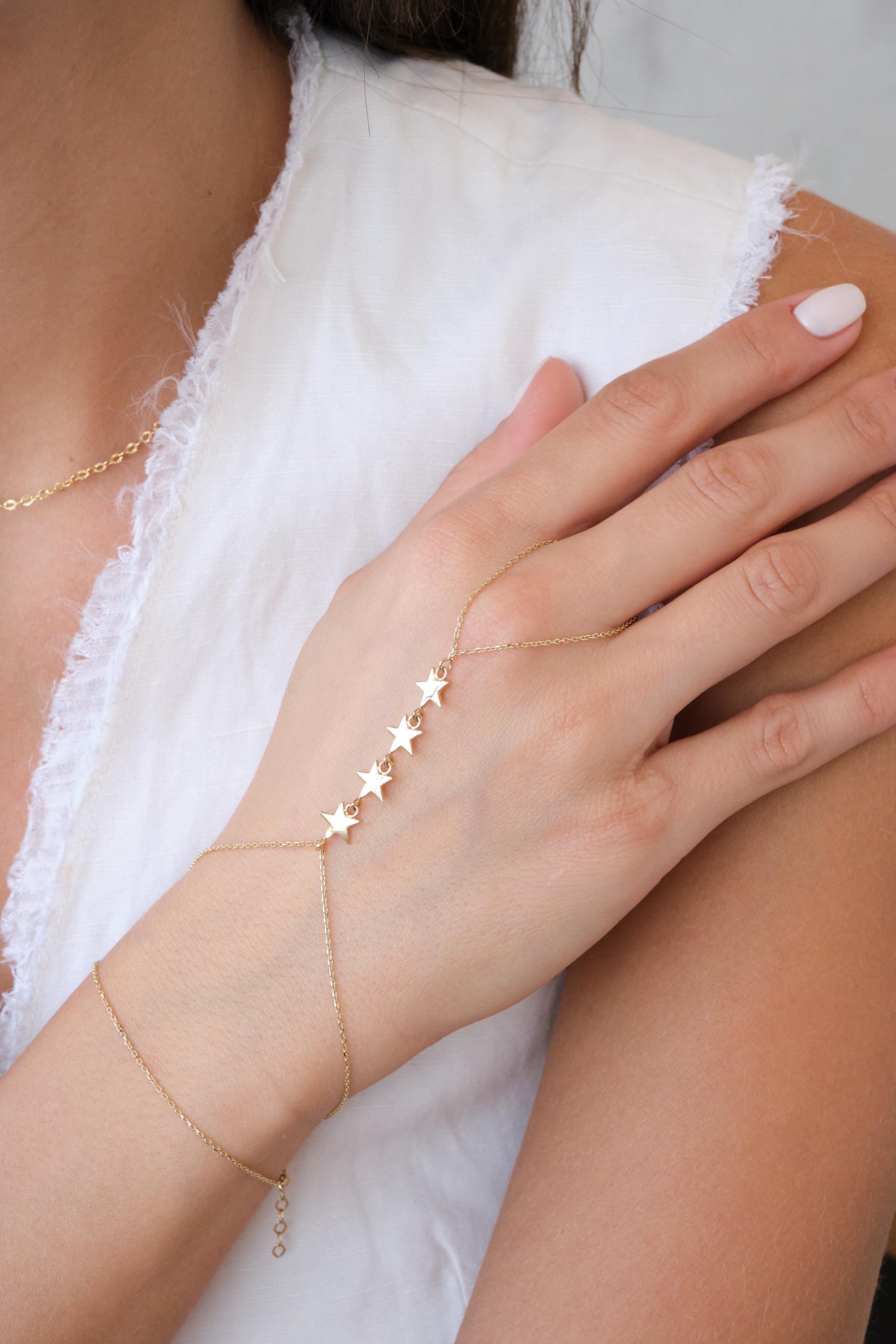 14K Gold Star Hand Chain Bracelet, Minimal Star Slave Bracelet, Delicate Hand Jewelry, Gift for Her