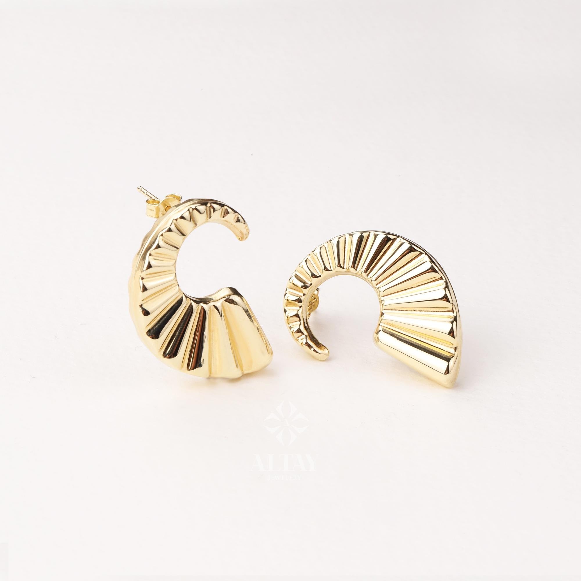 14K Gold Rope Ribbed Croissant Huggie Earrings, Thick Twisted Crescent Moon Hoop, Textured Gold Huggies