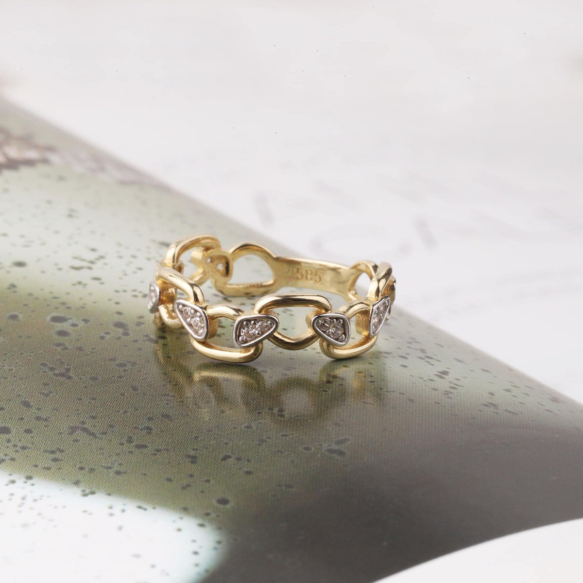 14K Gold Chain Ring, Chain Link Ring, Thick Chain Curb Ring, Bold Chain Ring, Solid Gold Stacking Ring, Layering Minimalist Chain Link